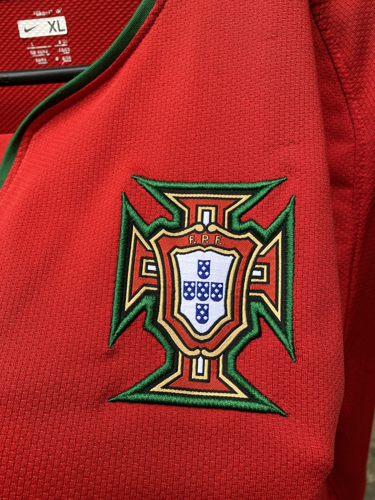 Nike Portugal 2008 2009 Home Football Soccer Jersey Italy France Size US XL / EU 56 / 4 - 3 Thumbnail