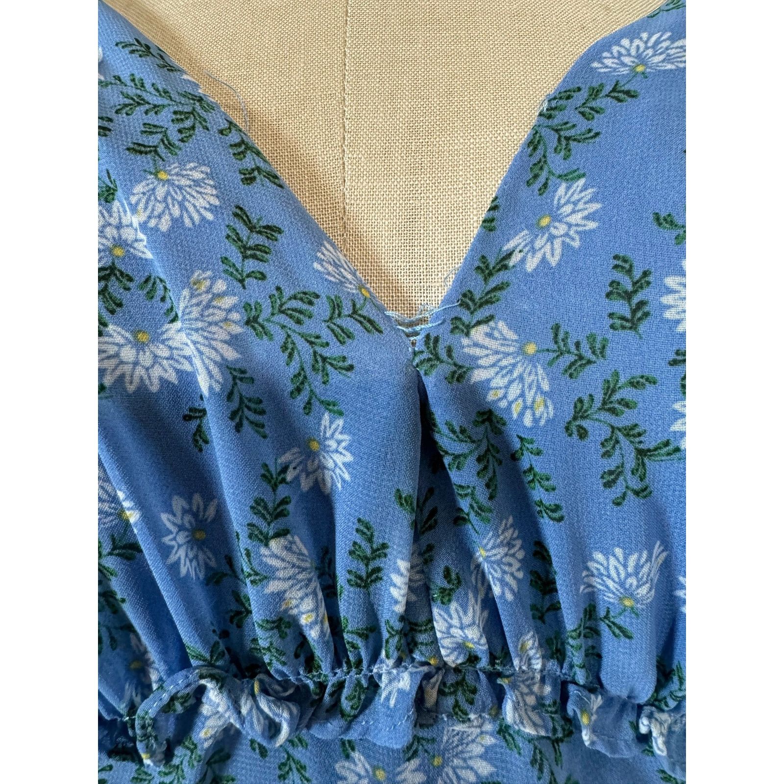 Unknown London Max Studio Floral Midi Short Sleeve Blue Dress V Neck Womens Size M / US 6-8 / IT 42-44 - 5 Thumbnail