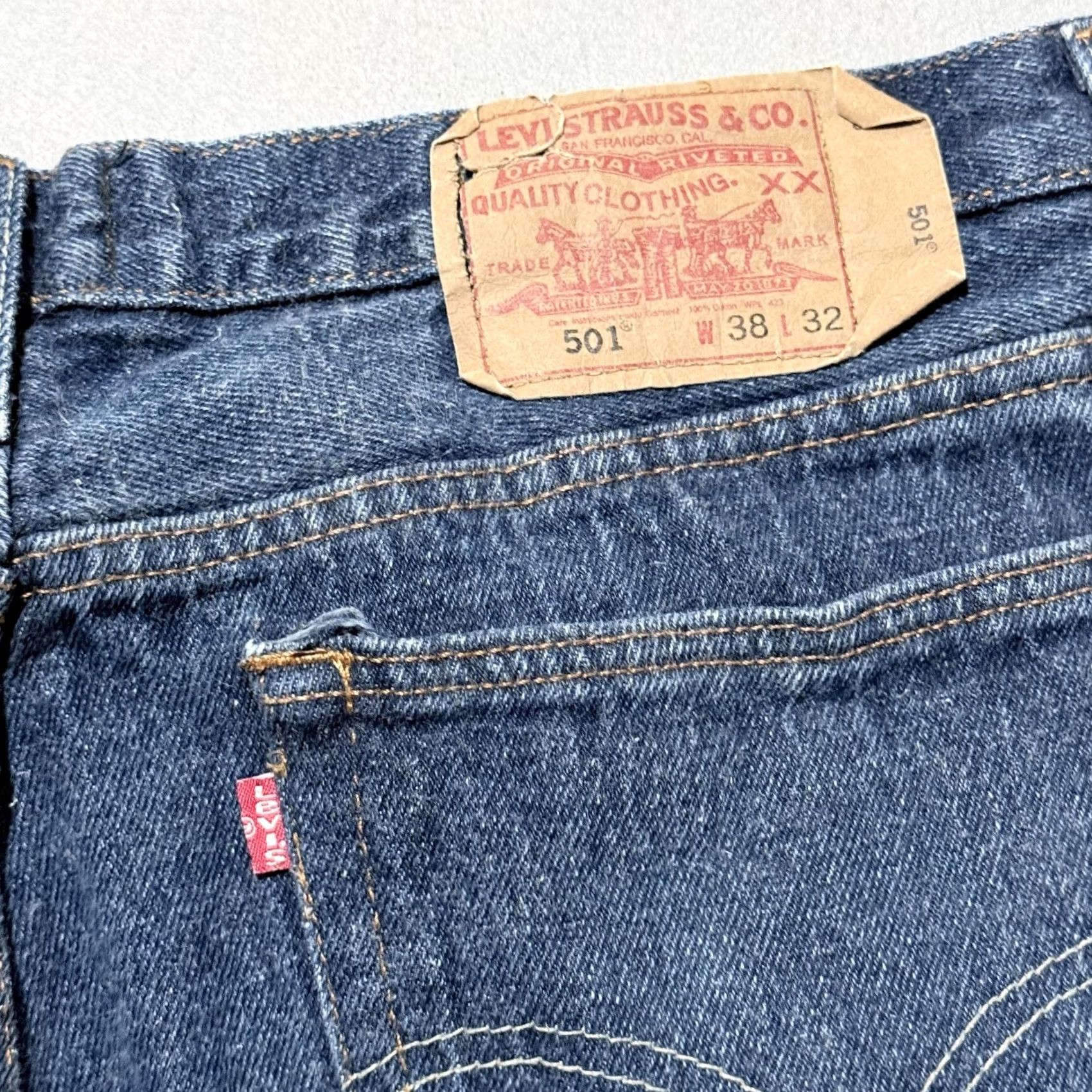 Levi's Vintage Levi's 501 Original Straight Leg Button-Fly Jeans Blue Denim Y2K 38X32 Size US 38 / EU 54 - 5 Thumbnail