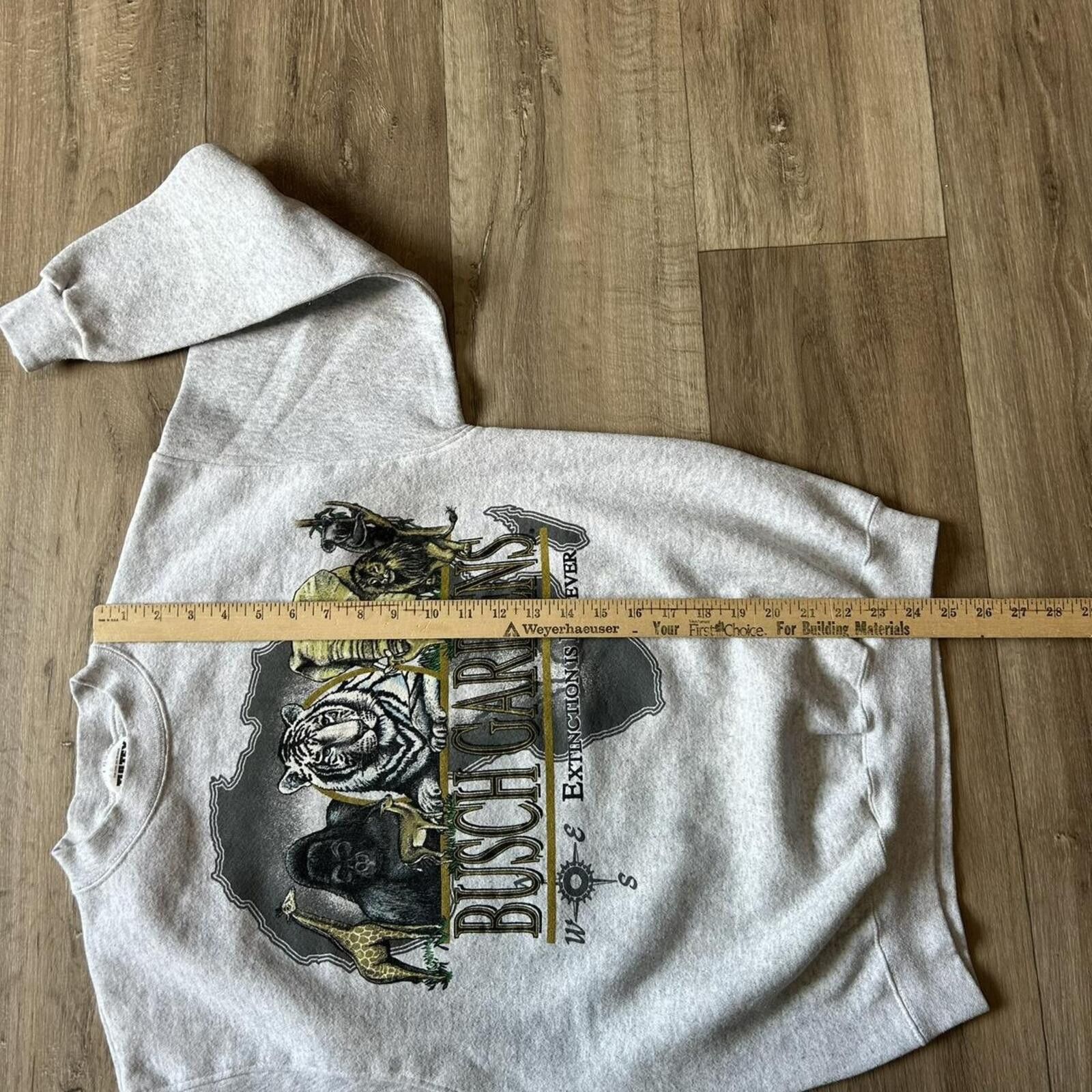 Other Vintage 90s Busch Gardens grey crewneck sweatshirt Size M Size US M / EU 48-50 / 2 - 6 Thumbnail