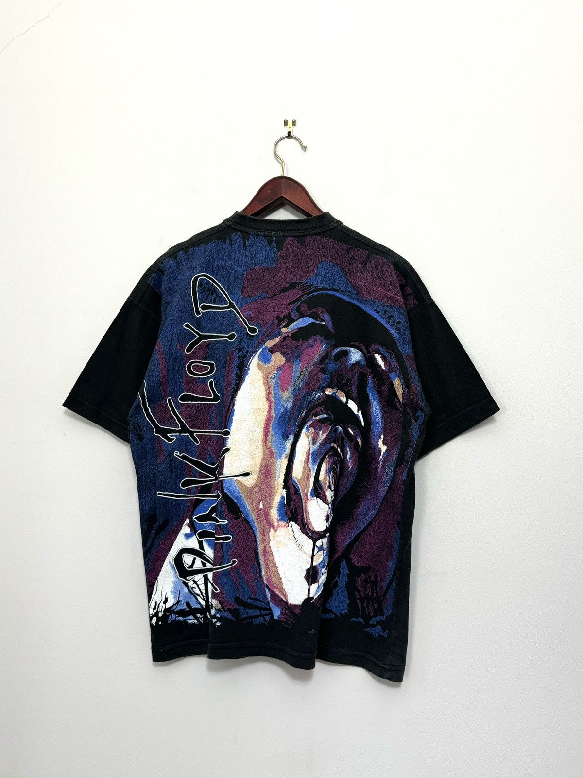 Band Tees Vintage Pink Floyd The Wall All Over Print T-shirt Size US XL / EU 56 / 4 - 4 Thumbnail