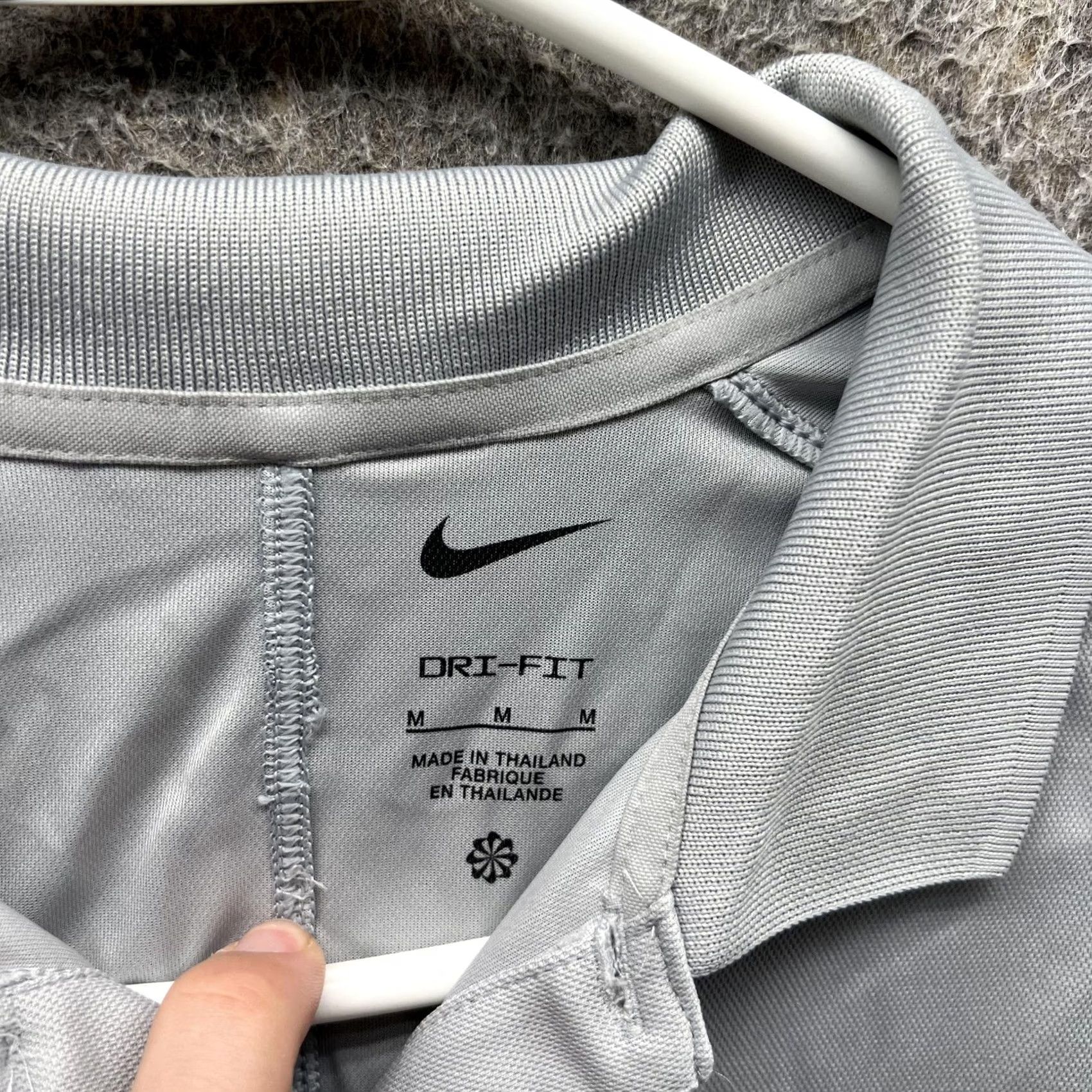 Nike Nike Dri-FIT Polo Shirt Mens Medium Gray Solid W Logo Golf Performance Casual Size US M / EU 48-50 / 2 - 2 Thumbnail