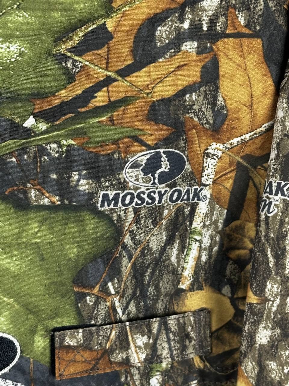 Mossy Oaks Vintage Russell Y2K Mossy Oak Realtree Camo Shirt Size US XL / EU 56 / 4 - 5 Thumbnail