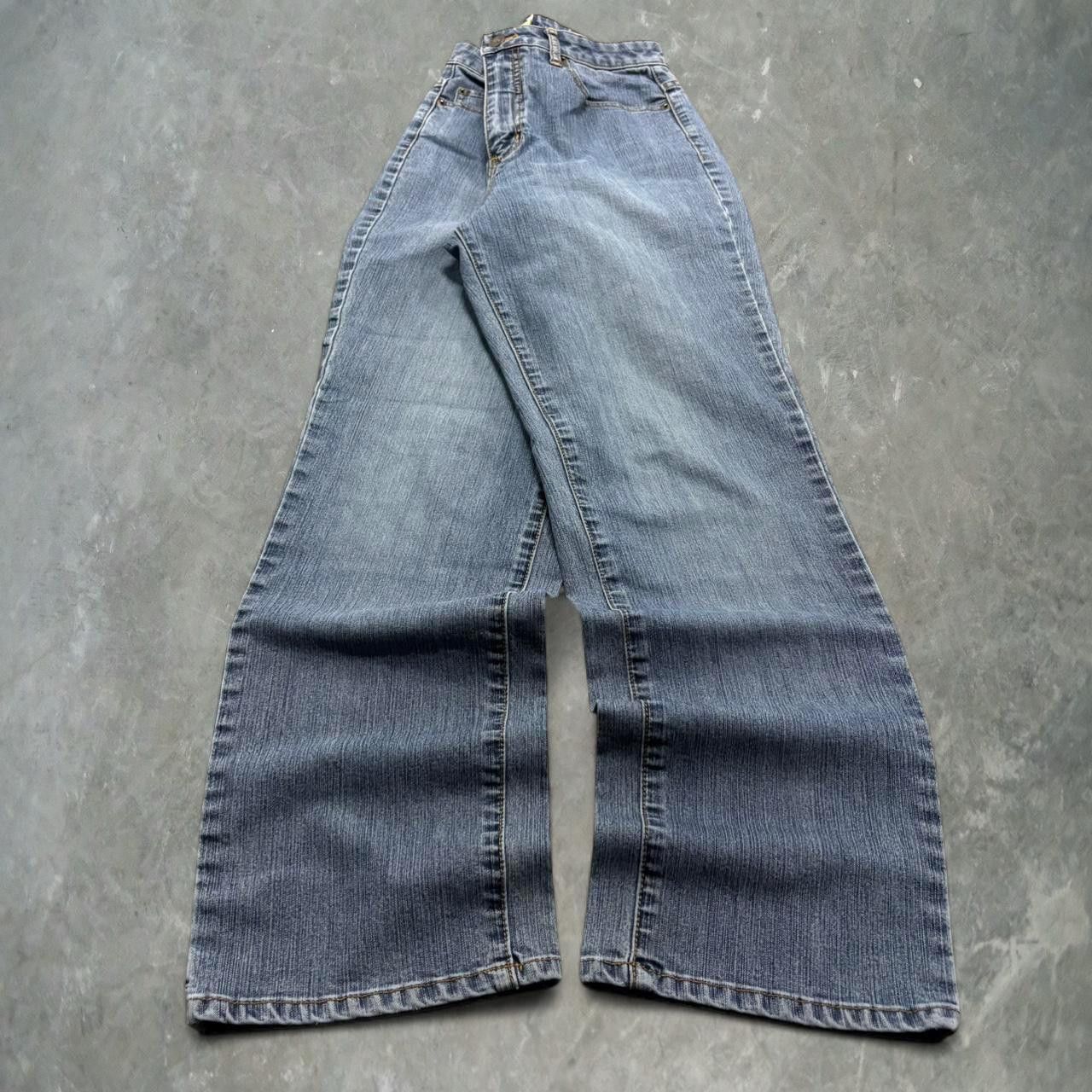 Vintage Crazy Vintage Y2K/2000s Baggy L.A Blues Grunge Medium Blue Wash Denim Jeans! Size US 28 / EU 44 - 1 Thumbnail