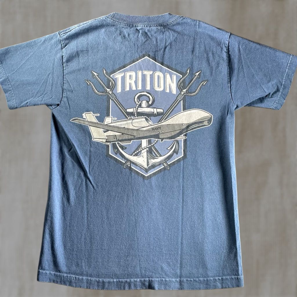 Vintage Northrop Grumman Shirt Men’s Small T-Shirt Navy Blue Planes UAV Triton MQ-4C Spirit S Mens Size US S / EU 44-46 / 1 - 1 Thumbnail