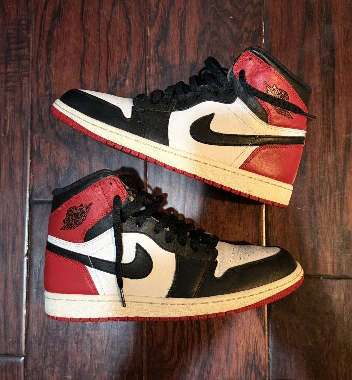 Jordan Brand Jordan 1 High Black Toe 2013 Size US 10.5 / EU 43-44 - 1 Thumbnail
