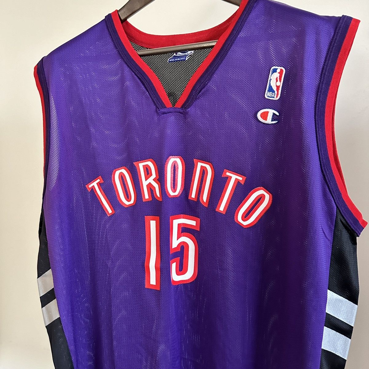NBA × Vintage NBA #15 CARTER TORONTO RAPTOR Jersey Sz 44 LARGE Vintage Size US L / EU 52-54 / 3 - 2 Thumbnail