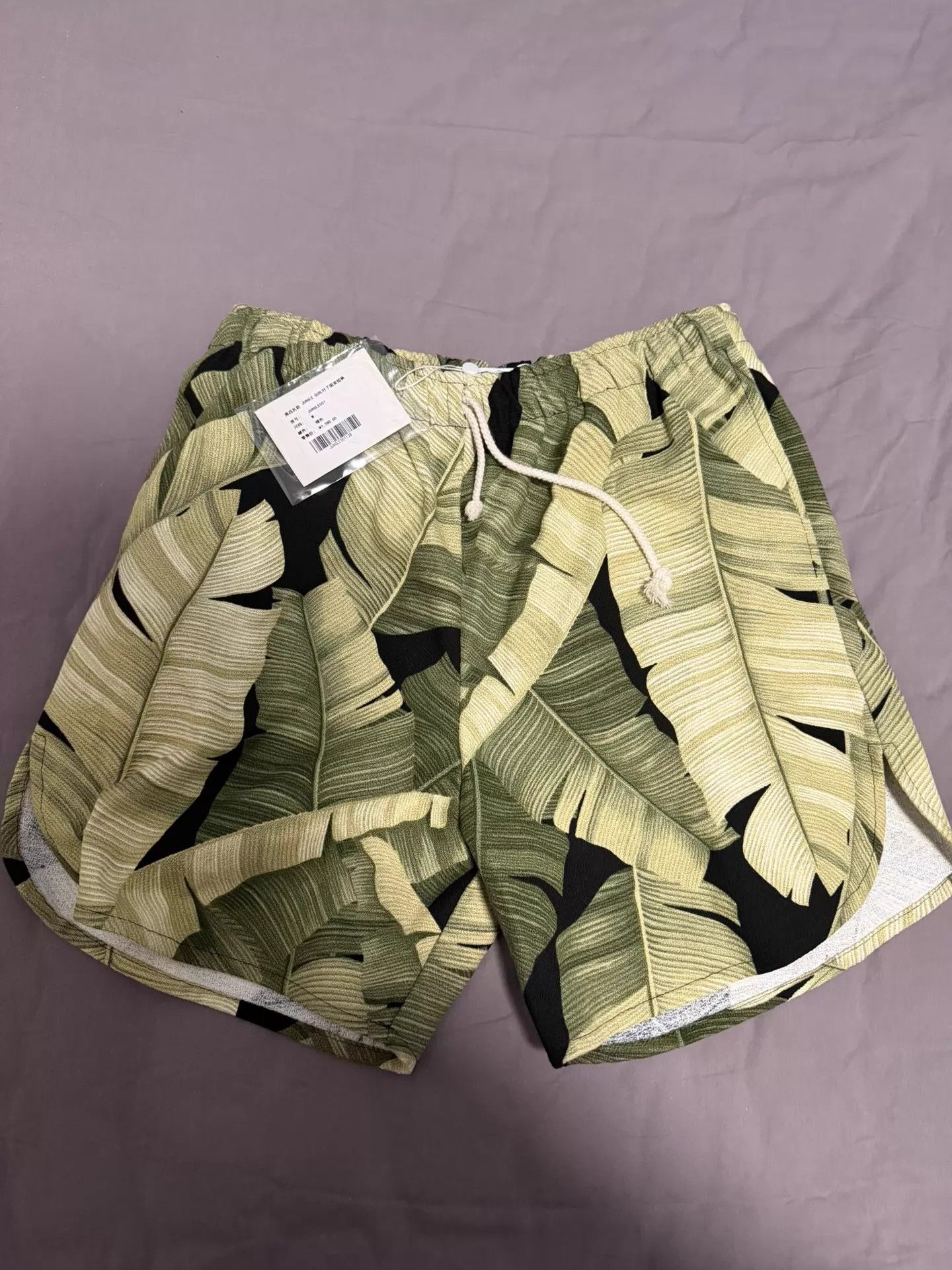 Jungle Gurl jungle gurl banana leaf board shorts black M Fog Jerry Size US 28 / EU 44 - 1 Thumbnail