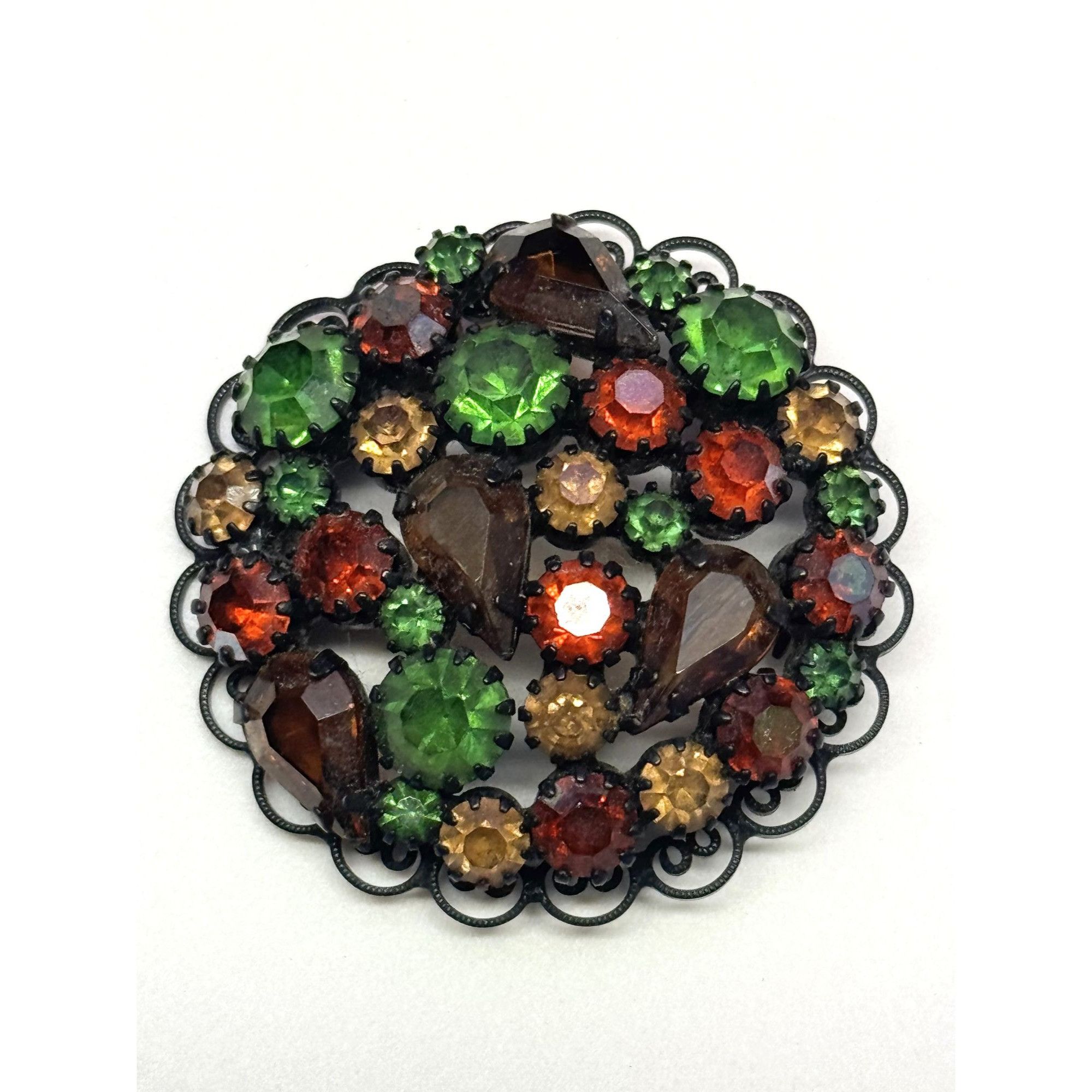 Vintage Vintage glass rhinestone Japanned back filigree brooch pin Size ONE SIZE - 1 Thumbnail