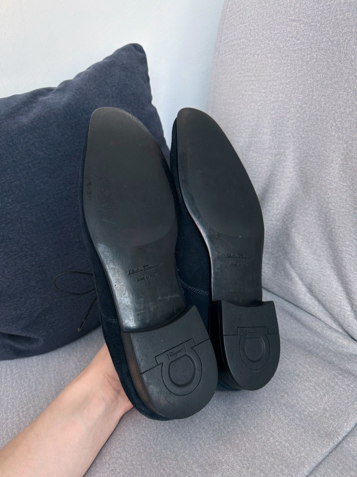 Salvatore Ferragamo Salvatore Ferragamo Dark Blue Suede Shoes Size US 8 / EU 41 - 11 Thumbnail