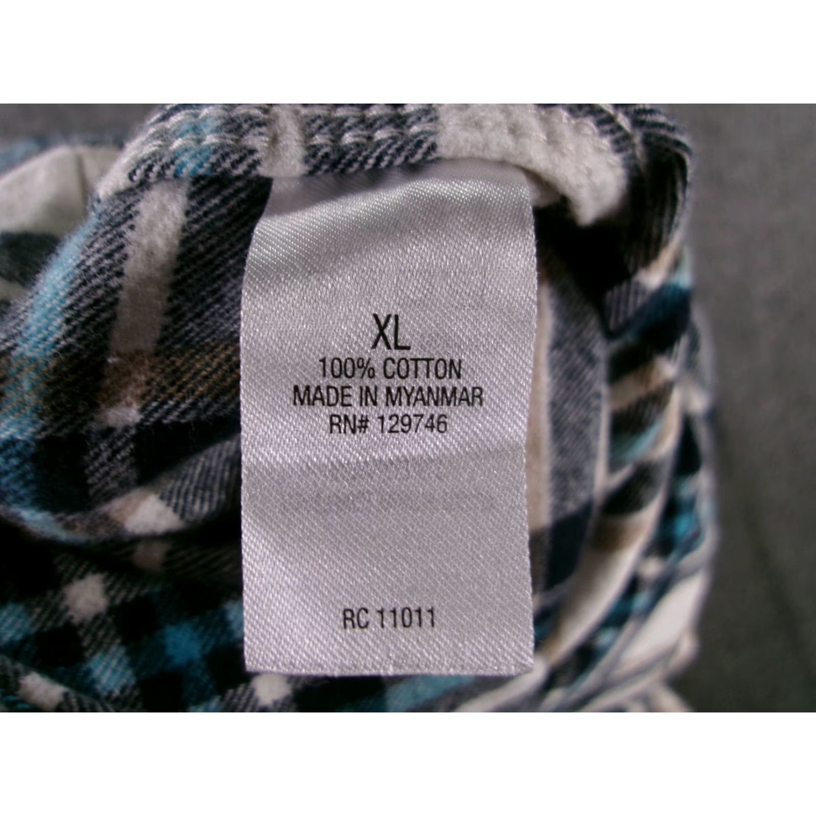 Vintage VINTAGE Ridgecut Flannel Shirt Men XL White Plaid Outdoor Workwear Button-Up Long Sleeve Casual Size US XL / EU 56 / 4 - 7 Thumbnail