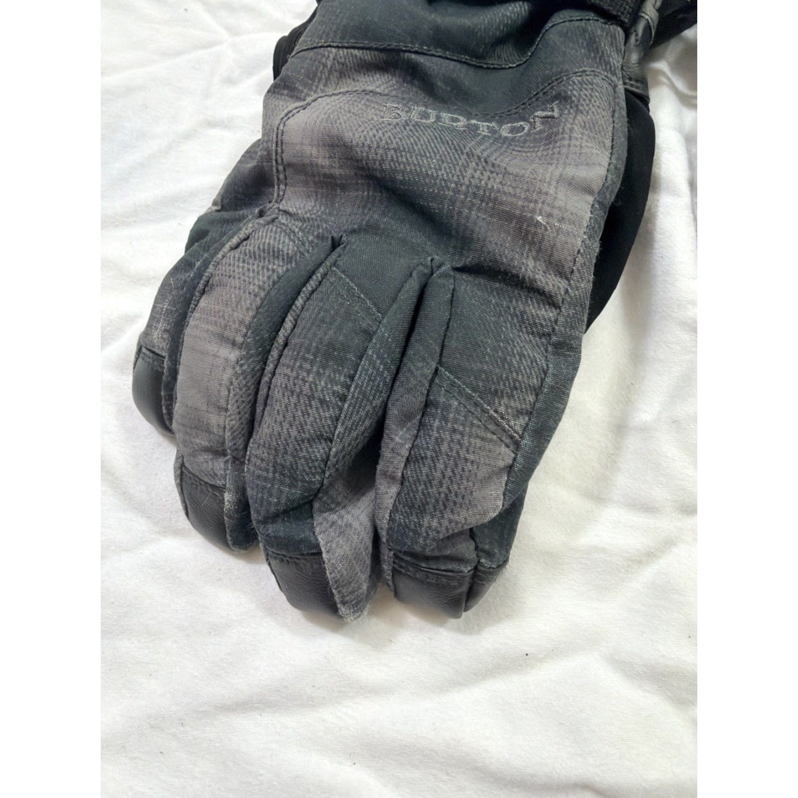 Burton VINTAGE Burton Men’s Small Gray Snowboarding gloves Gray Polyester Nylon Faux Leather Size ONE SIZE - 7 Thumbnail