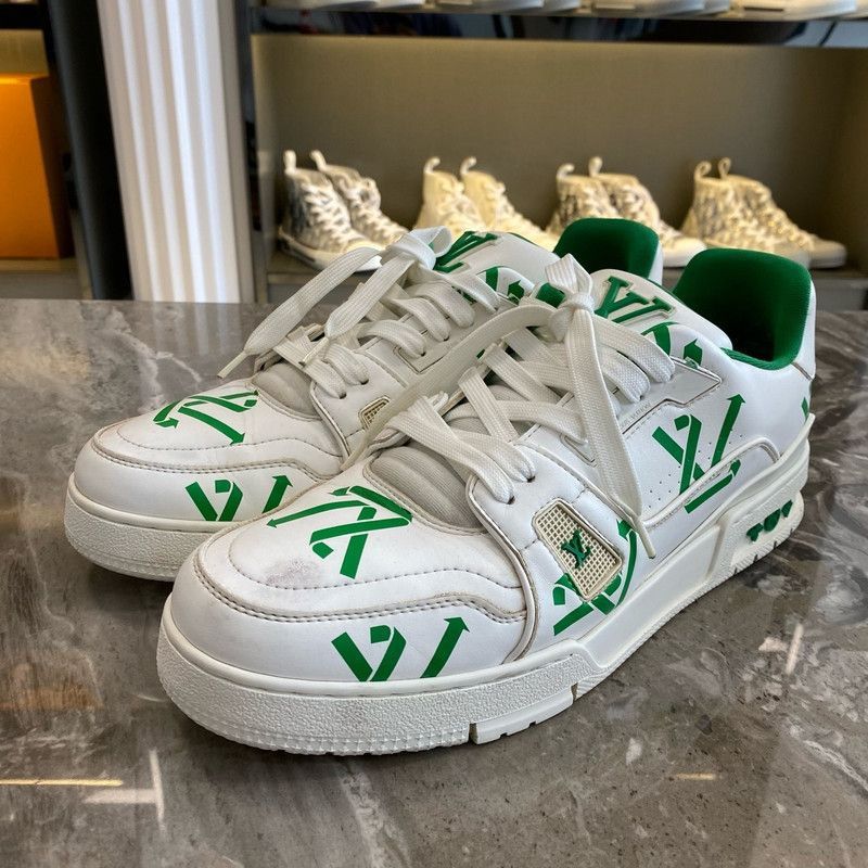 Louis Vuitton Louis Vuitton Green Logo Low-Top Sneakers - Size US 9.5 / EU 42-43 - 1 Thumbnail