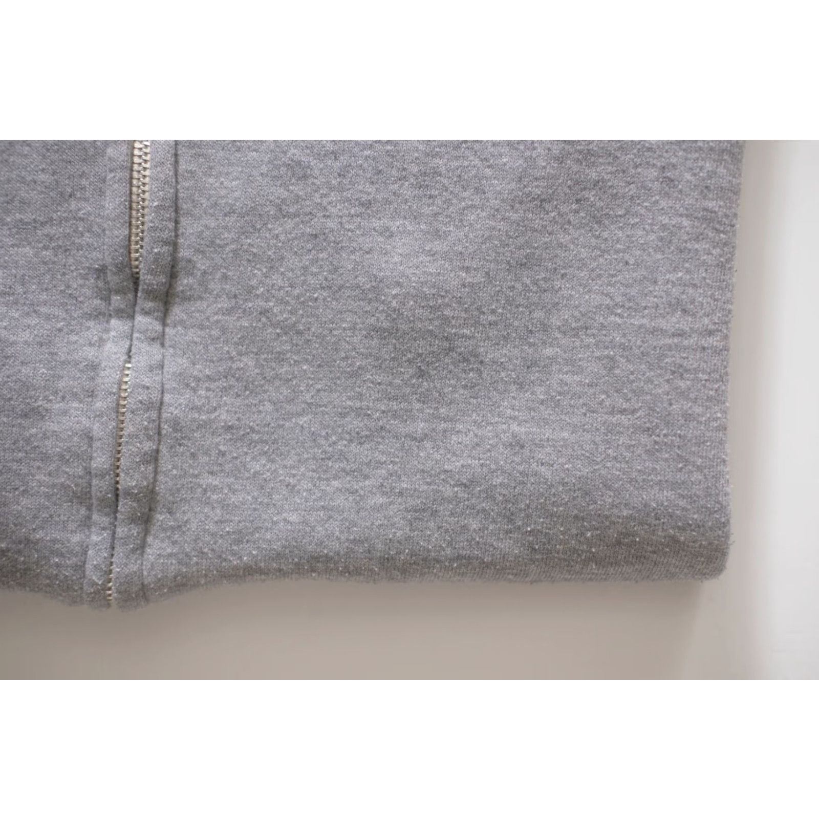 Vintage VINTAGE Sportswear Sweatshirt Crew Neck Sleeveless Gray USA Made Active 80s 70s L Men Size US L / EU 52-54 / 3 - 4 Thumbnail
