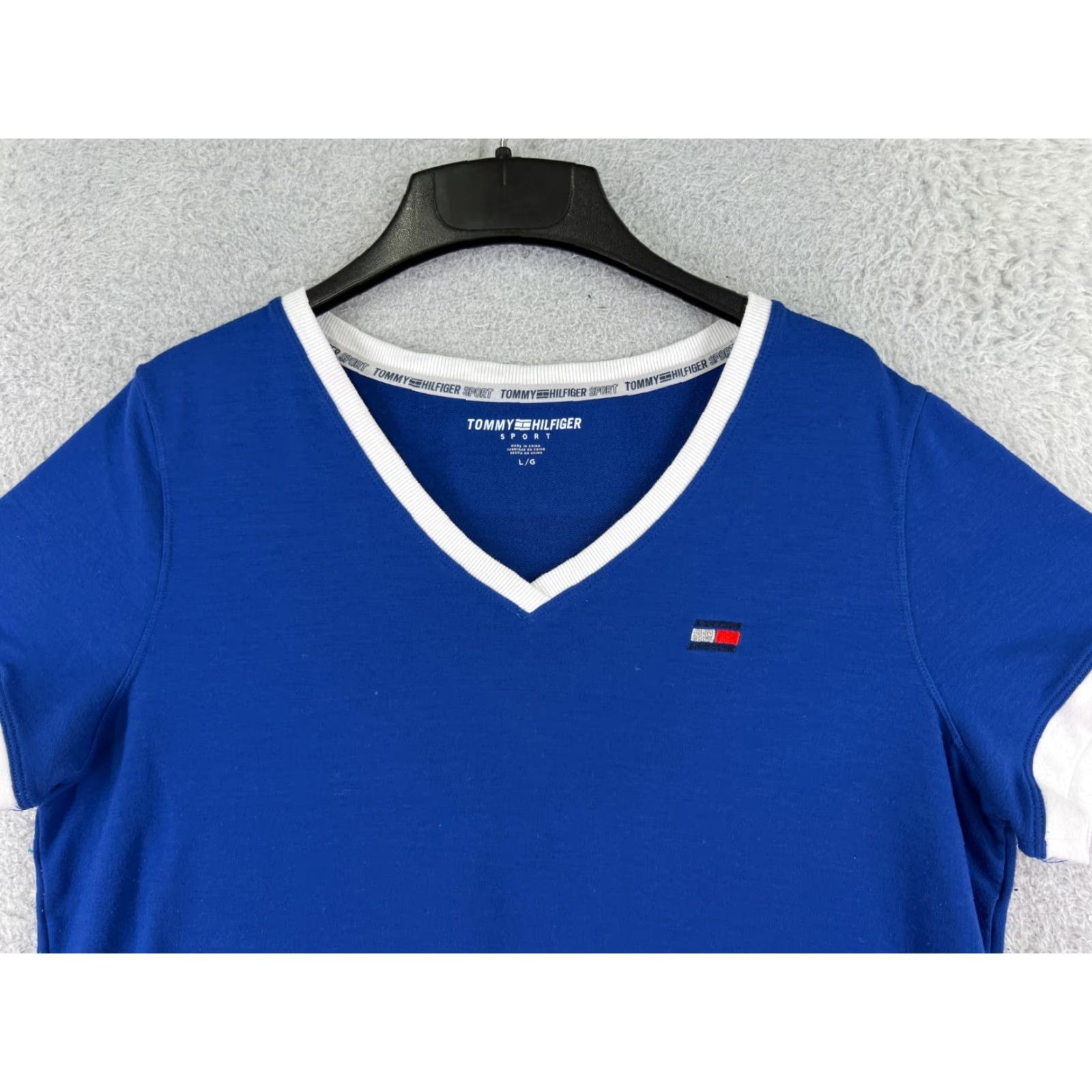 Tommy Hilfiger Tommy Hilfiger Sport Shirt Womens Large Blue V-Neck Crop Shirt Size L / US 10 / IT 46 - 4 Thumbnail