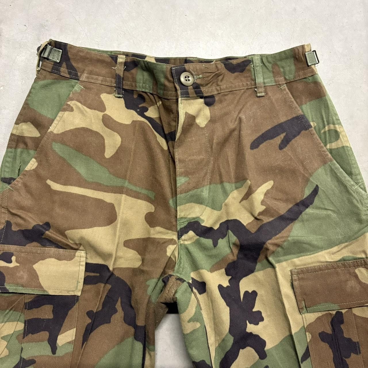 Vintage Crazy Vintage Y2K/2000s Baggy Streetwear Style Skater Grunge Camo Cargo Pants! Size US 30 / EU 46 - 2 Thumbnail