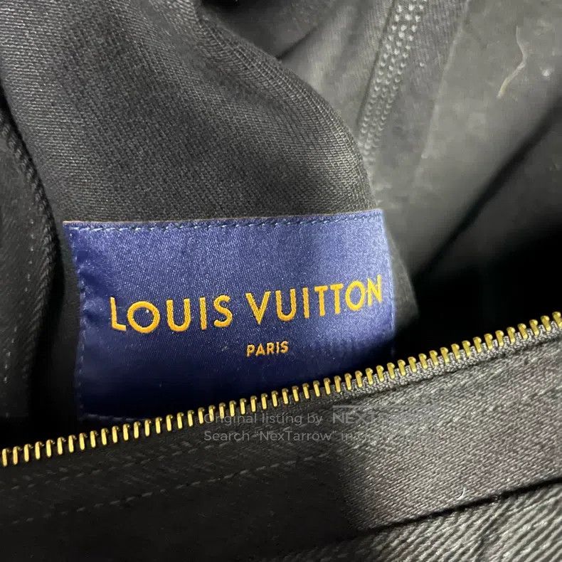 Louis Vuitton Louis Vuitton Black solid embossed hooded denim jacket Size US S / EU 44-46 / 1 - 3 Thumbnail