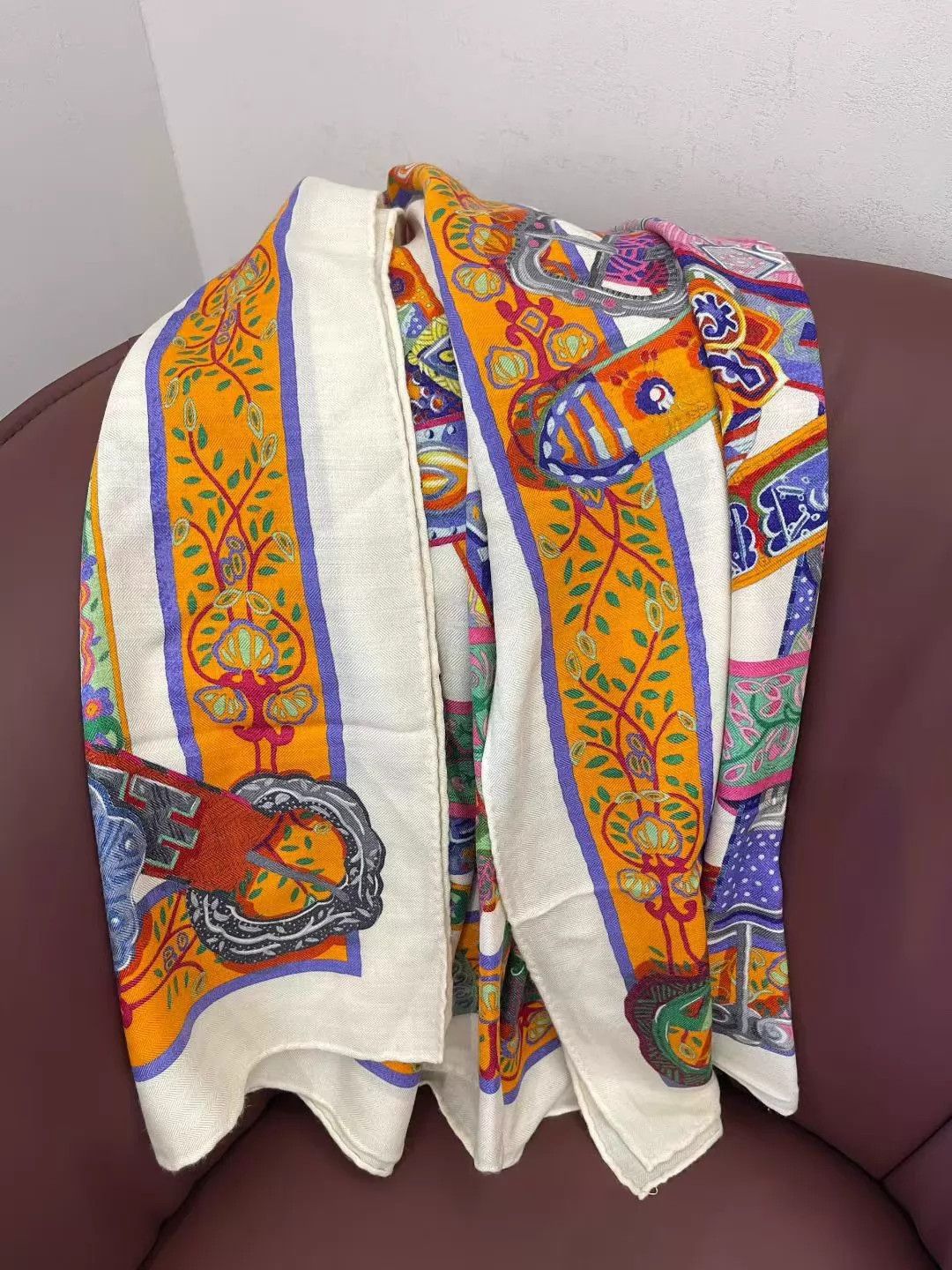 Hermes HERMES Unicorn Song Scarf 140x140 Tag Missing Tag cut off Size ONE SIZE - 4 Thumbnail