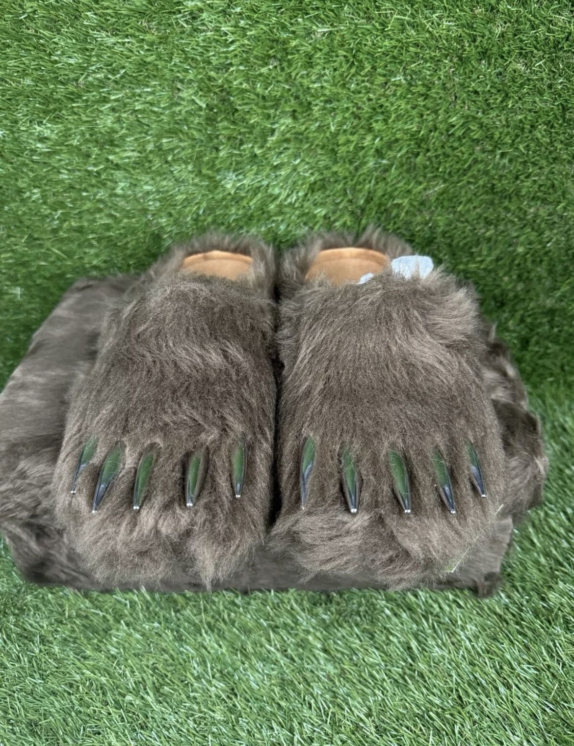 Bravest Studios Bravest Studios bear claw Size US 9 / EU 42 - 3 Thumbnail