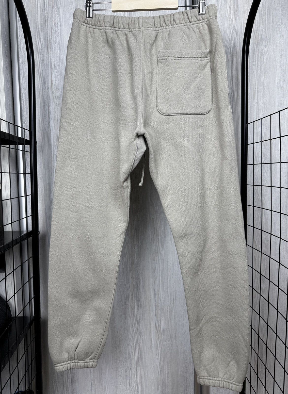 Fear of God Essentials Fear of God beige cotton sweatpants Size US 32 / EU 48 - 6 Thumbnail