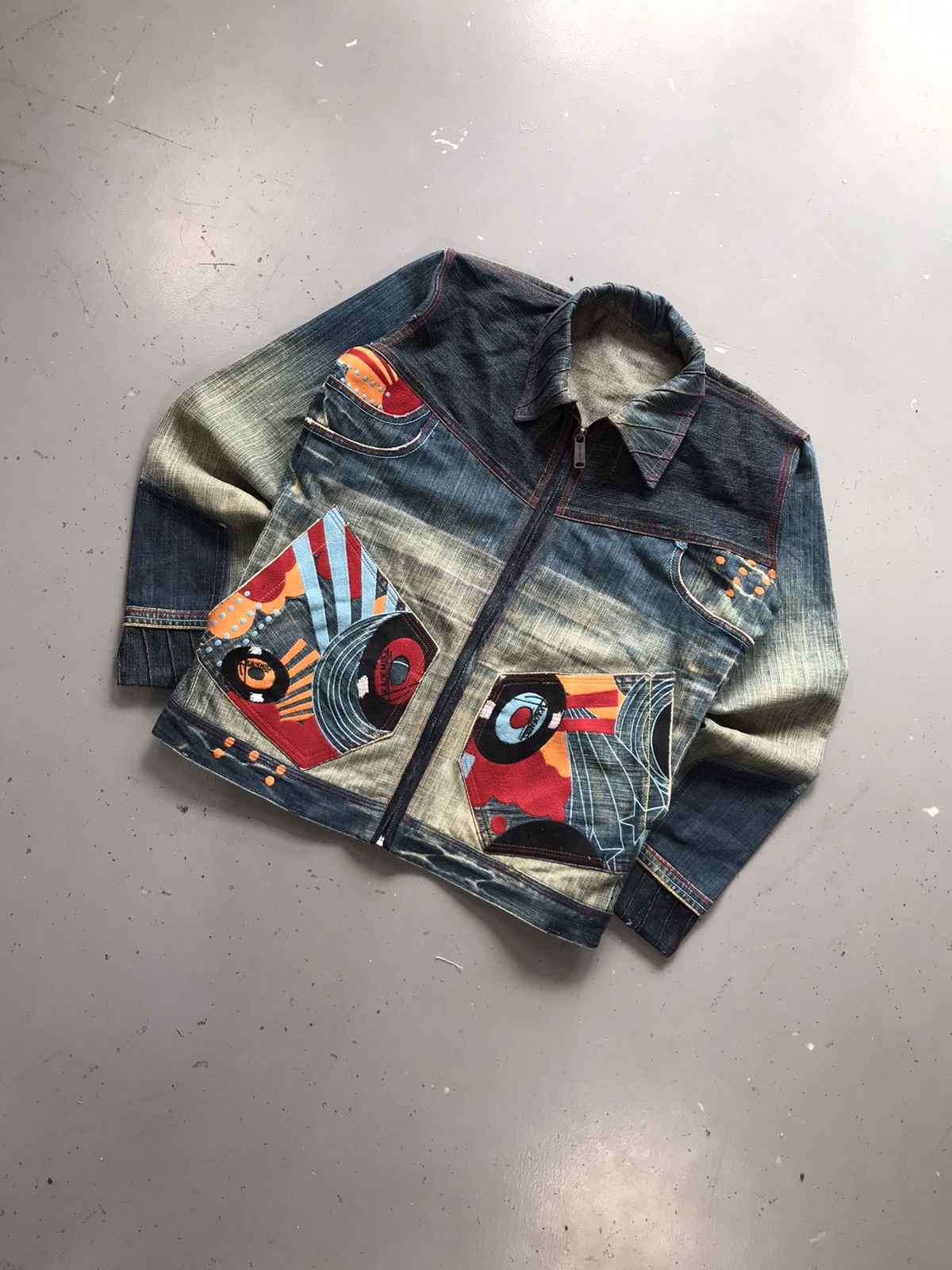 Designer × Vintage Vintage custom crazy patterns embroidered denim jacket Size US XXS / EU 40 - 3 Thumbnail