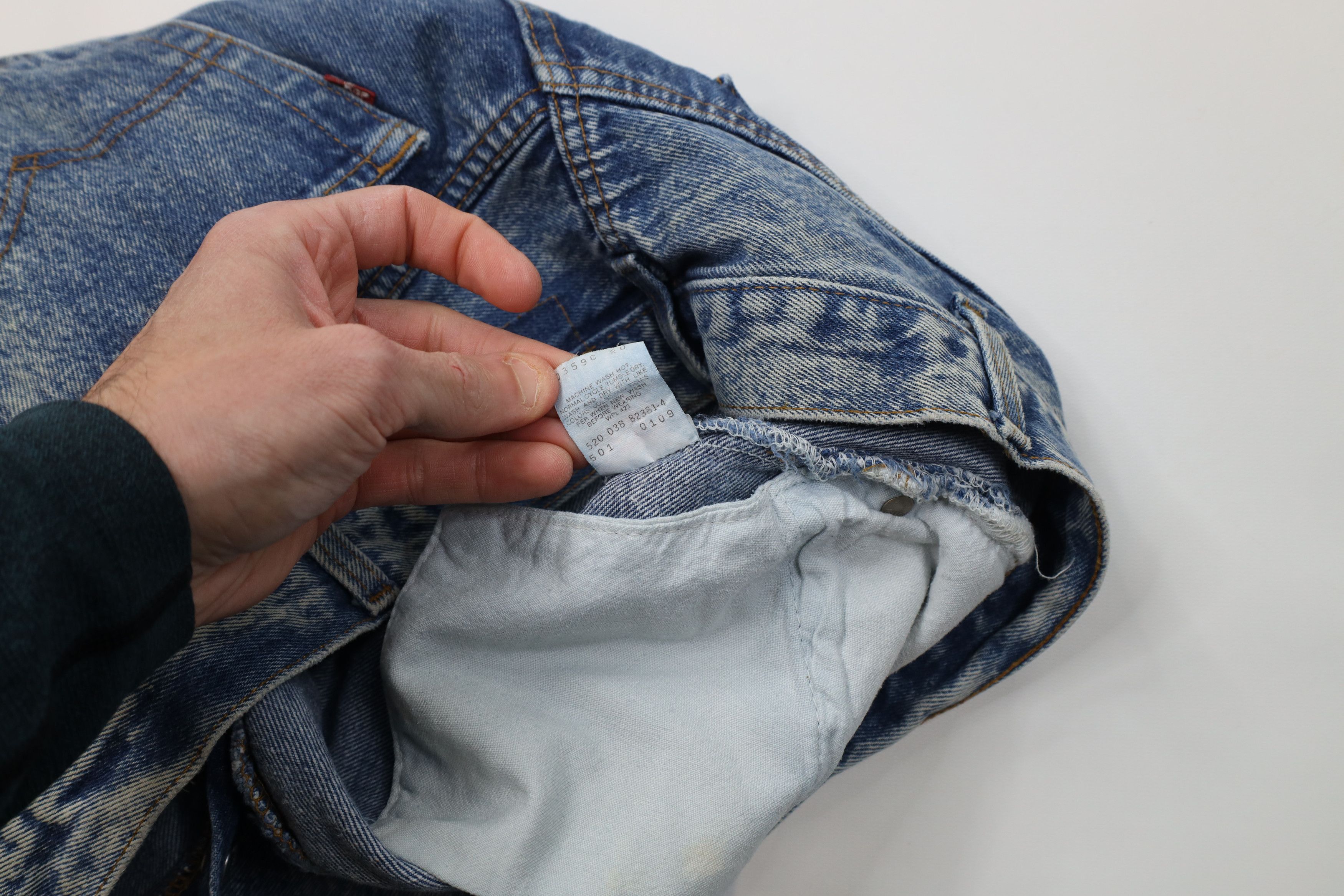 Levi's Vintage 80s Levis 501xx Wash Straight Leg Jeans Blue USA Size US 32 / EU 48 - 9 Thumbnail