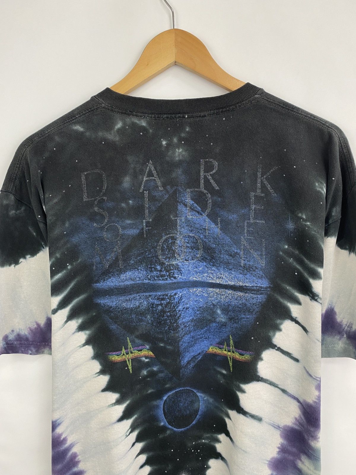 Liquid Blue Vintage Y2K Pink Floyd The Dark Side Of The Moon T-Shirt Size US L / EU 52-54 / 3 - 7 Thumbnail