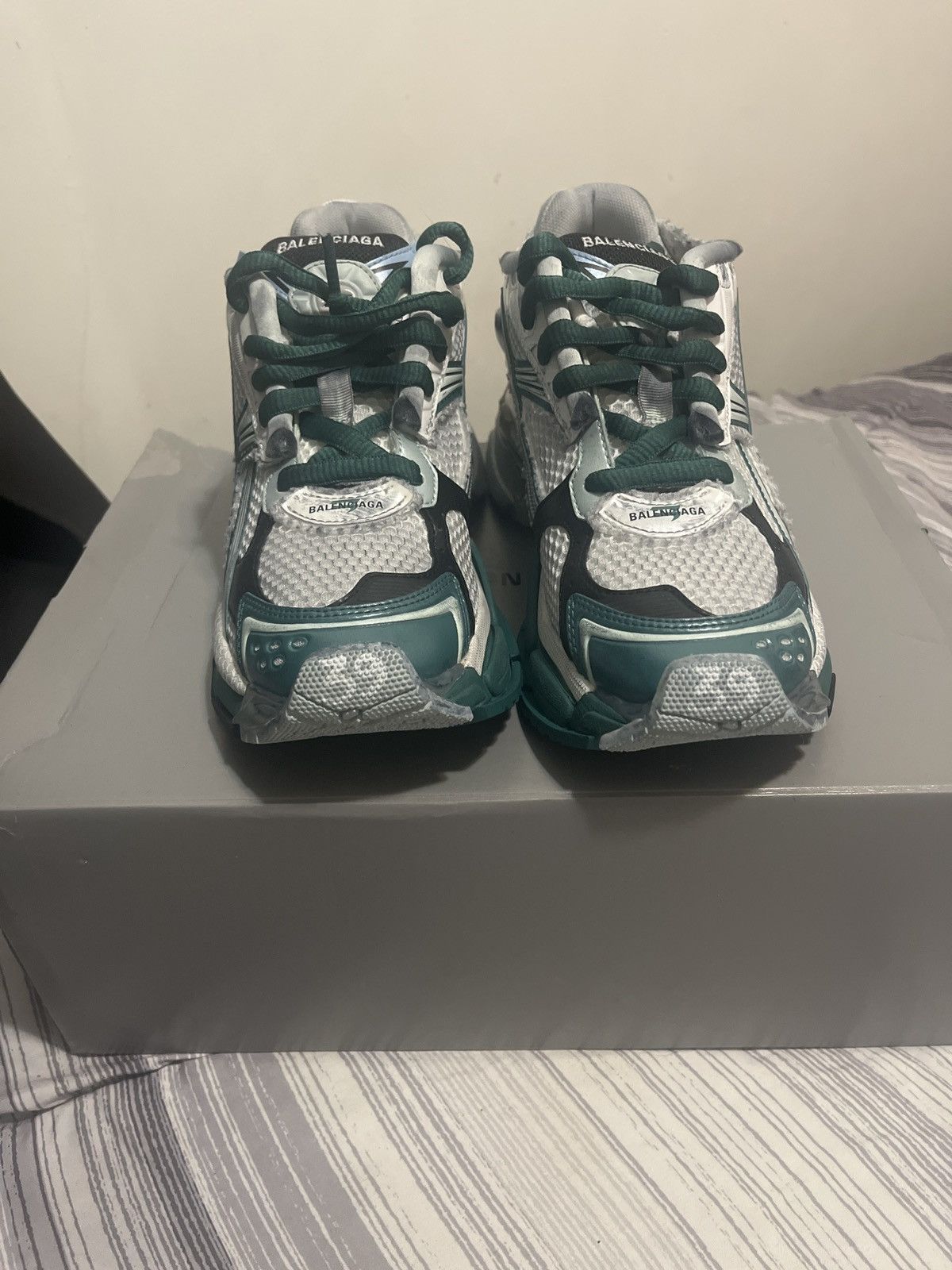 Balenciaga Balenciaga Wmns Runner Sneaker 'Worn-Out - White Green Blue' Size US 9 / IT 39 - 2 Thumbnail