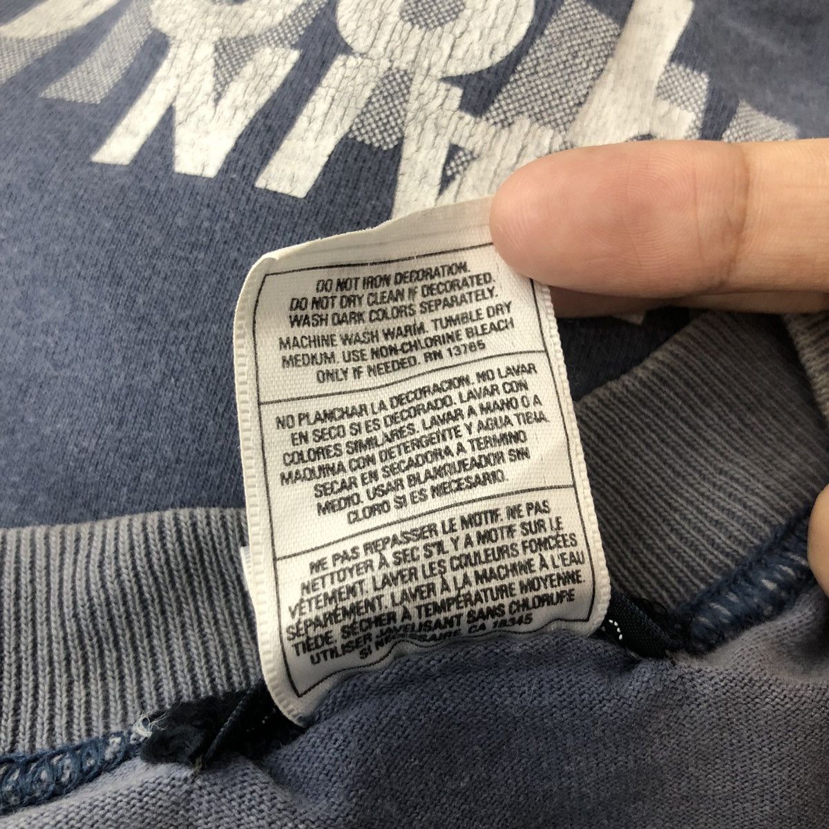 Band Tees Vintage KURT COBAIN Nevermind Andy Warhol Tee Shirt Nirvana Size US M / EU 48-50 / 2 - 7 Thumbnail