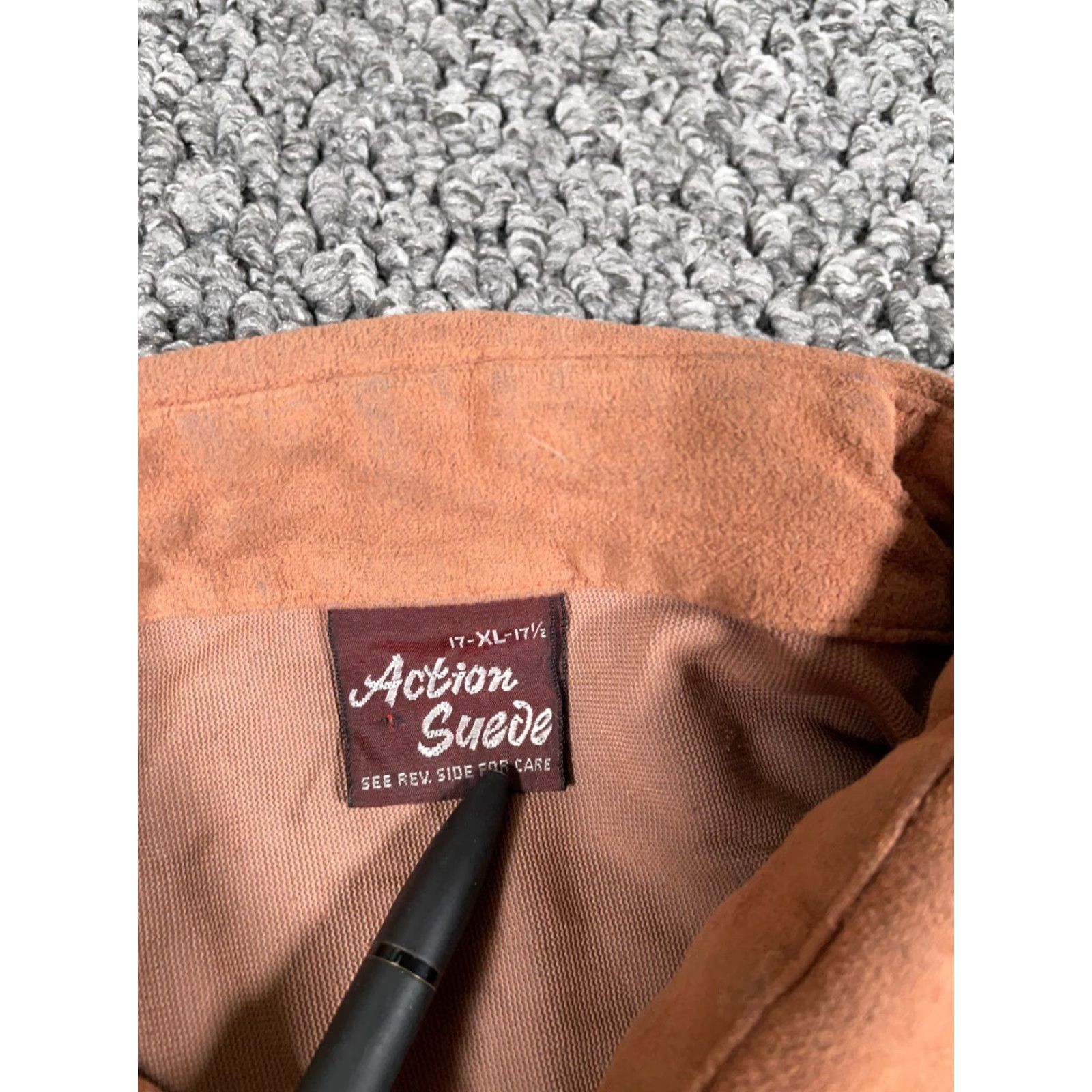 Vintage VTG 80s Textured Sueded Shirt Adult XL Brown Clay Lightweight Grunge Workwear Populated by 90s Retro Theme Mens Button-Up Collared Long Sleeve Size US XL / EU 56 / 4 - 3 Thumbnail