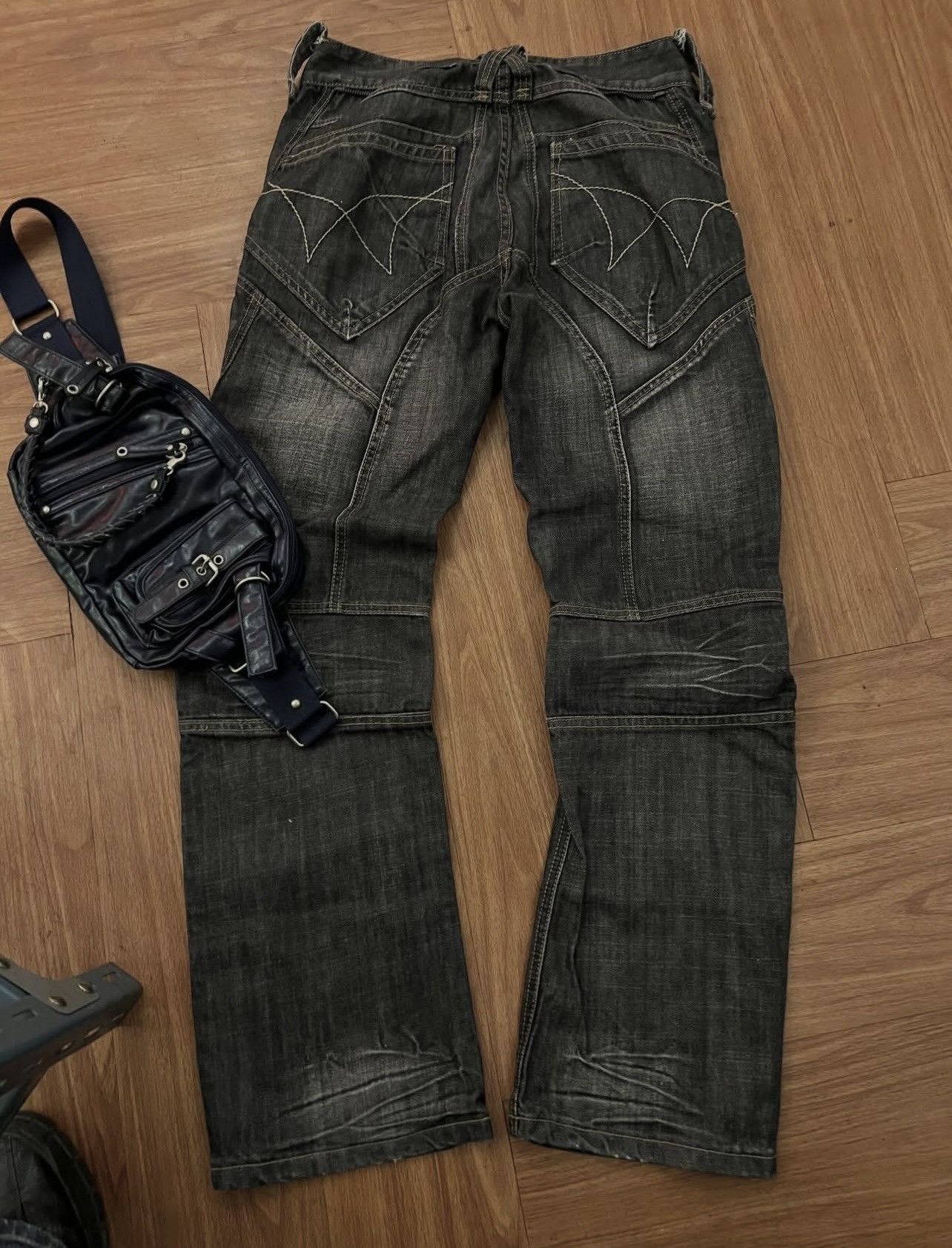 Other black bootcut jeans Size US 31 - 1 Thumbnail
