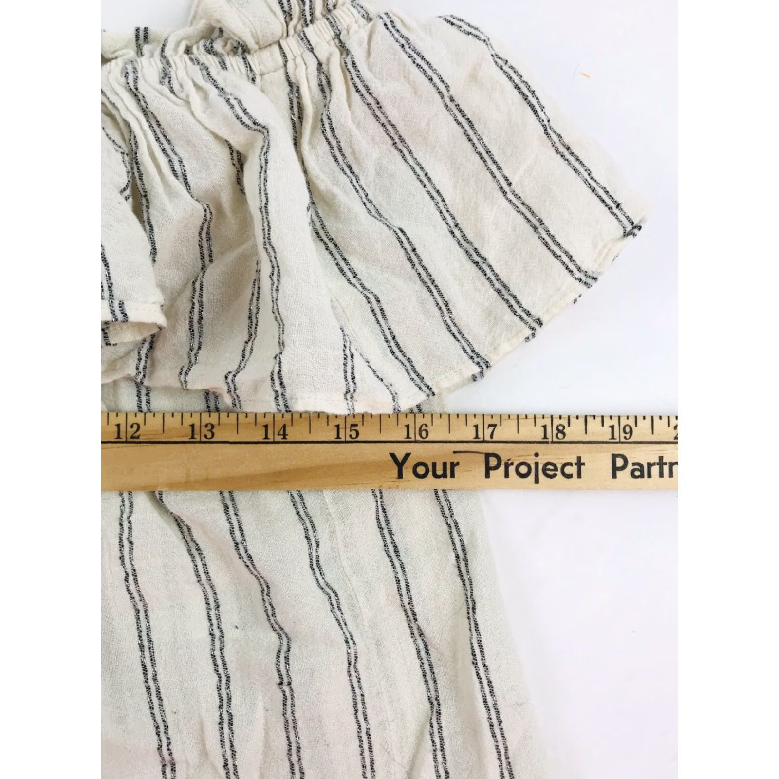 Vintage Elan Tank Top Size L Cream Black Stripe Sleeveless Spaghetti Strap Off Shoulder Women Summer Vintage: No (adjusted within rules?) Size L / US 10 / IT 46 - 4 Thumbnail