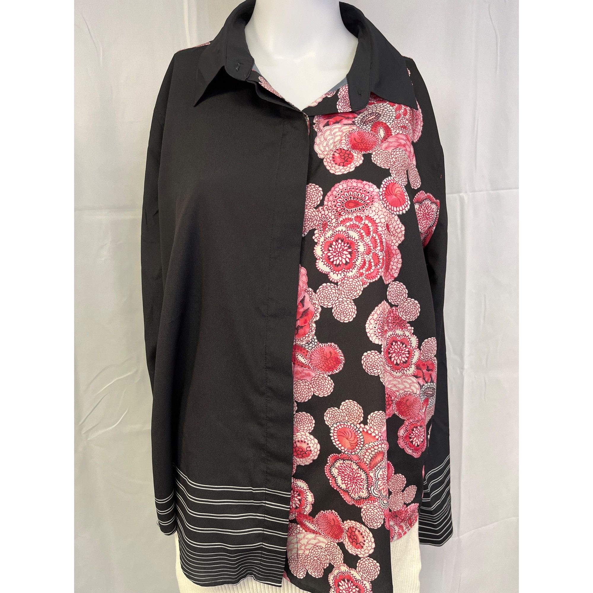 DKNY DKNY Women's Black/Pink Floral Shirt/Blouse Sz M SKU 4764 Size M / US 6-8 / IT 42-44 - 1 Thumbnail