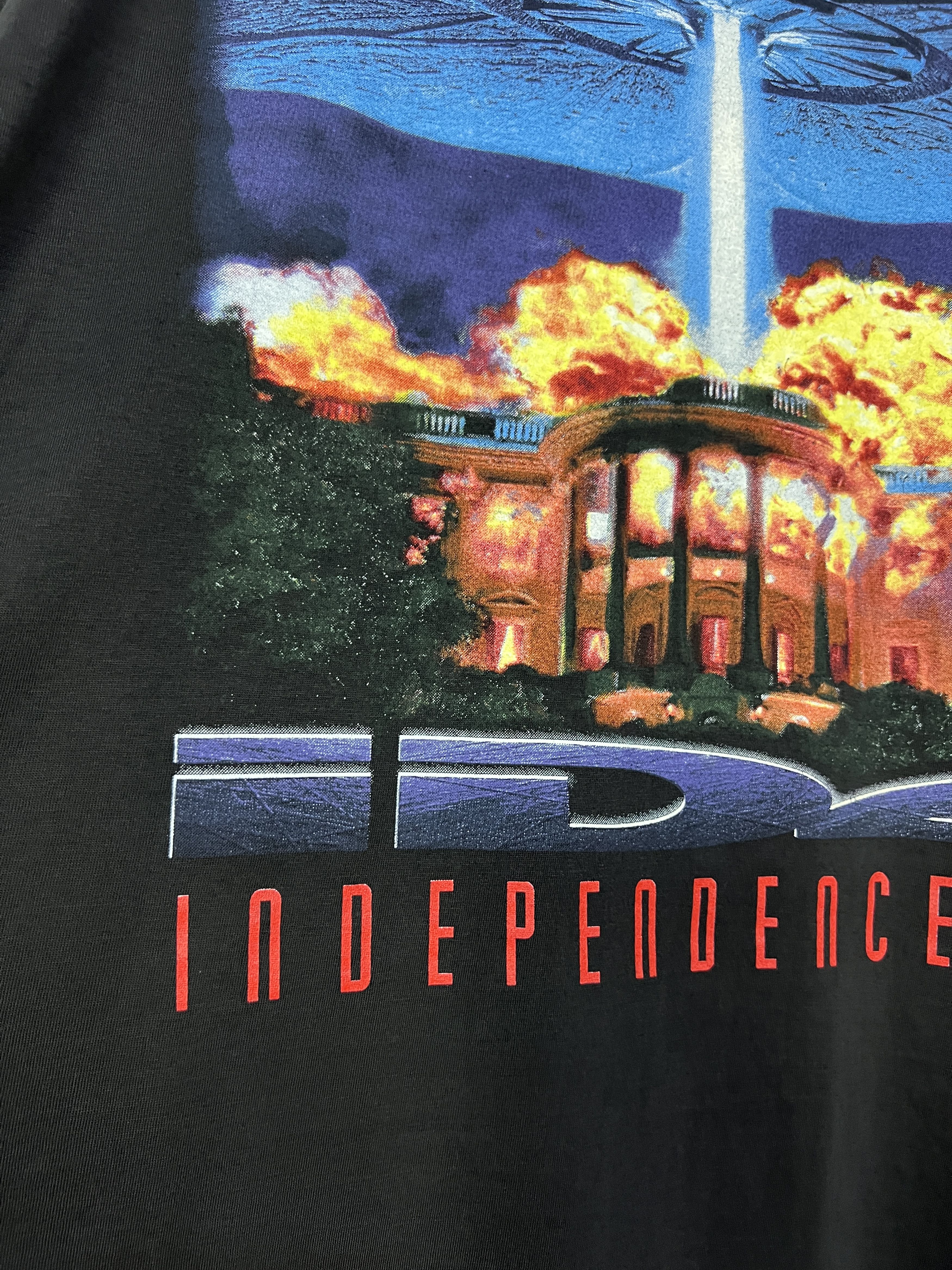 Vintage Independence Day Movie Promo Shirt Over Print Tee Rare Size US XL / EU 56 / 4 - 4 Thumbnail