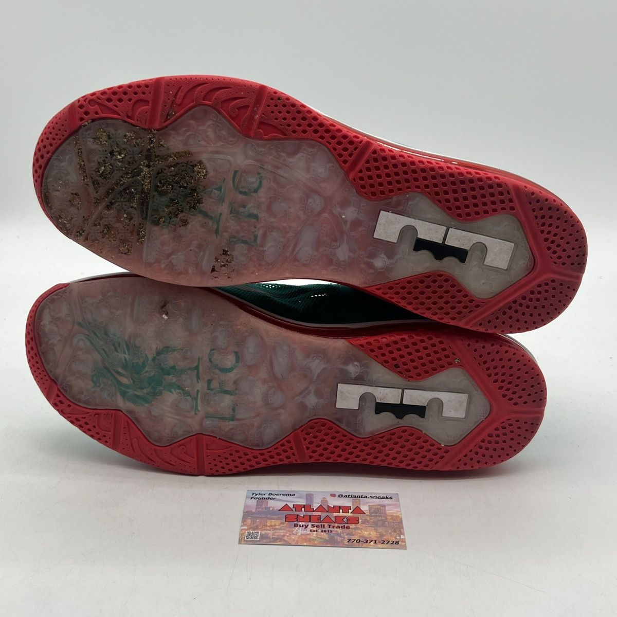 Nike Lebron 9 low reverse Liverpool Size US 12 / EU 45 - 7 Thumbnail