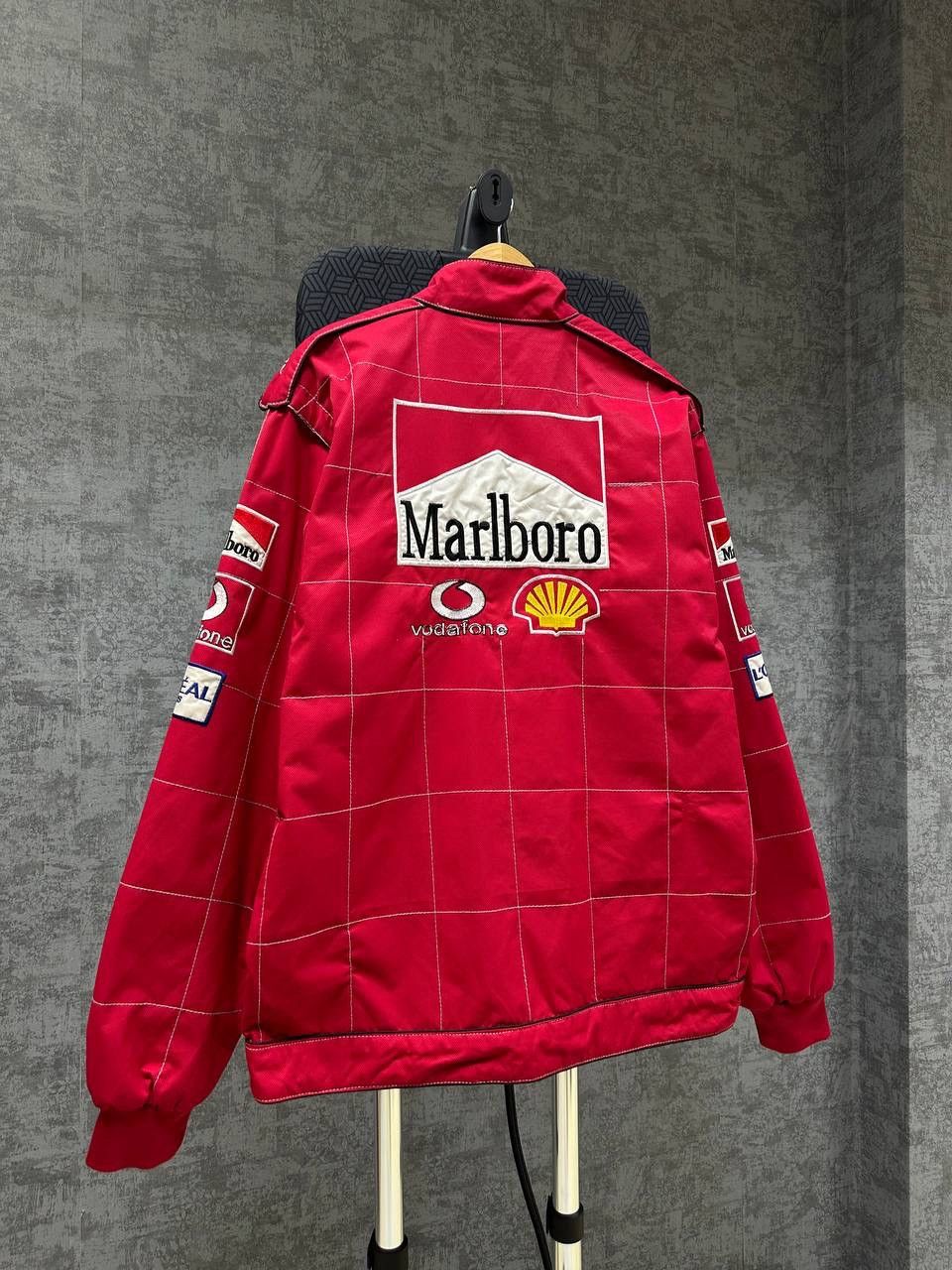 Ferrari × Vintage Vintage Ferarri Marlboro Racing Red Formula Uno Jacket Size US L / EU 52-54 / 3 - 17 Thumbnail