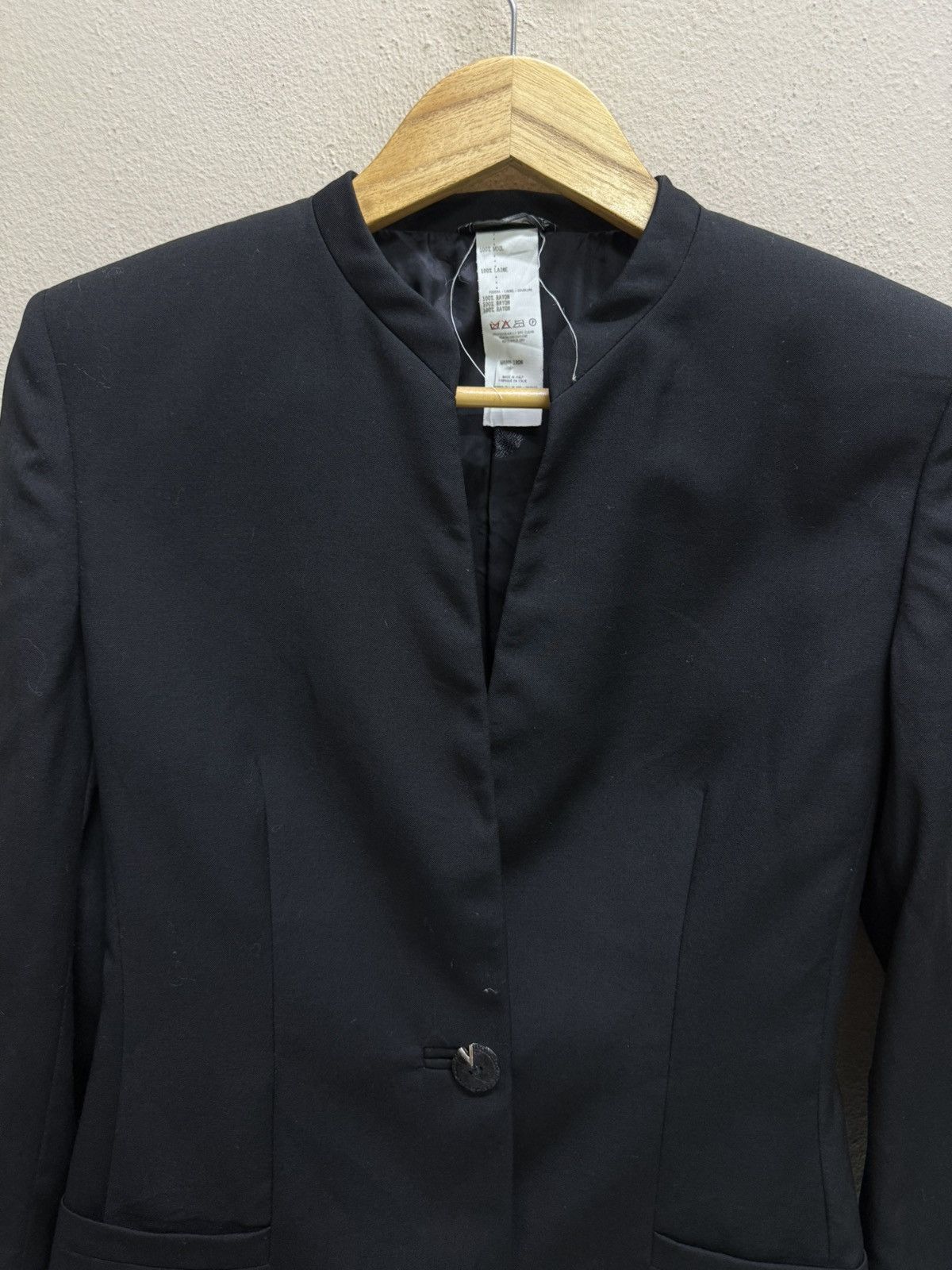 Versace Vintage 90s Gianni Versace Couture Minimalist Blazer Size XS / US 0-2 / IT 36-38 - 23 Thumbnail