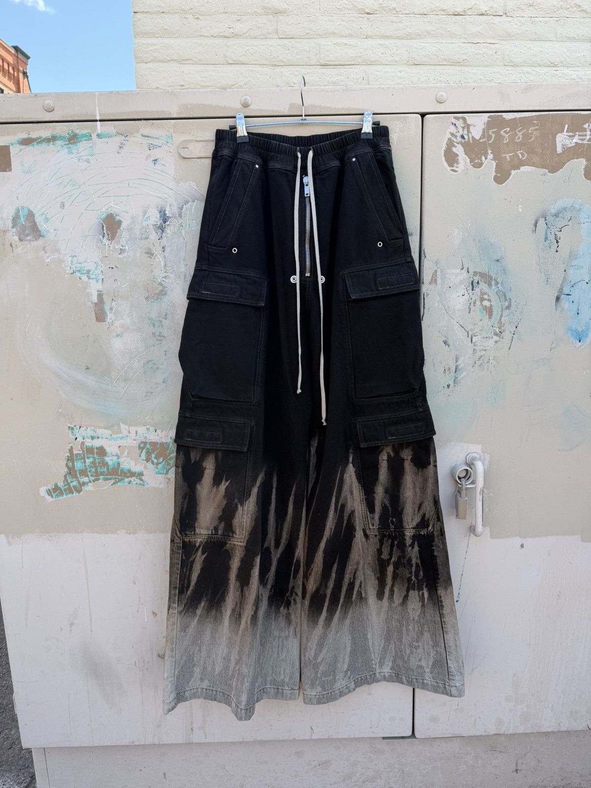 Rick Owens Rick Owens FW24 Porterville Flame Wash Cargo Bela Size US 28 / EU 44 - 5 Thumbnail