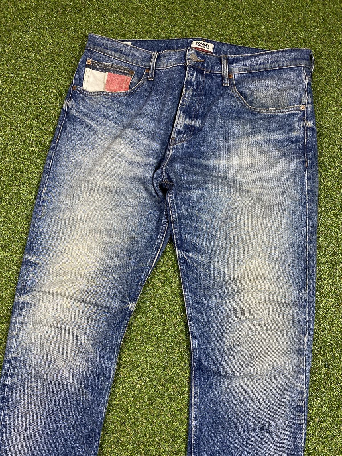 Tommy Jeans Vintage Y2K Tommy Hilfiger jeans denim streetwear size 34x32 Size US 34 / EU 50 - 2 Thumbnail