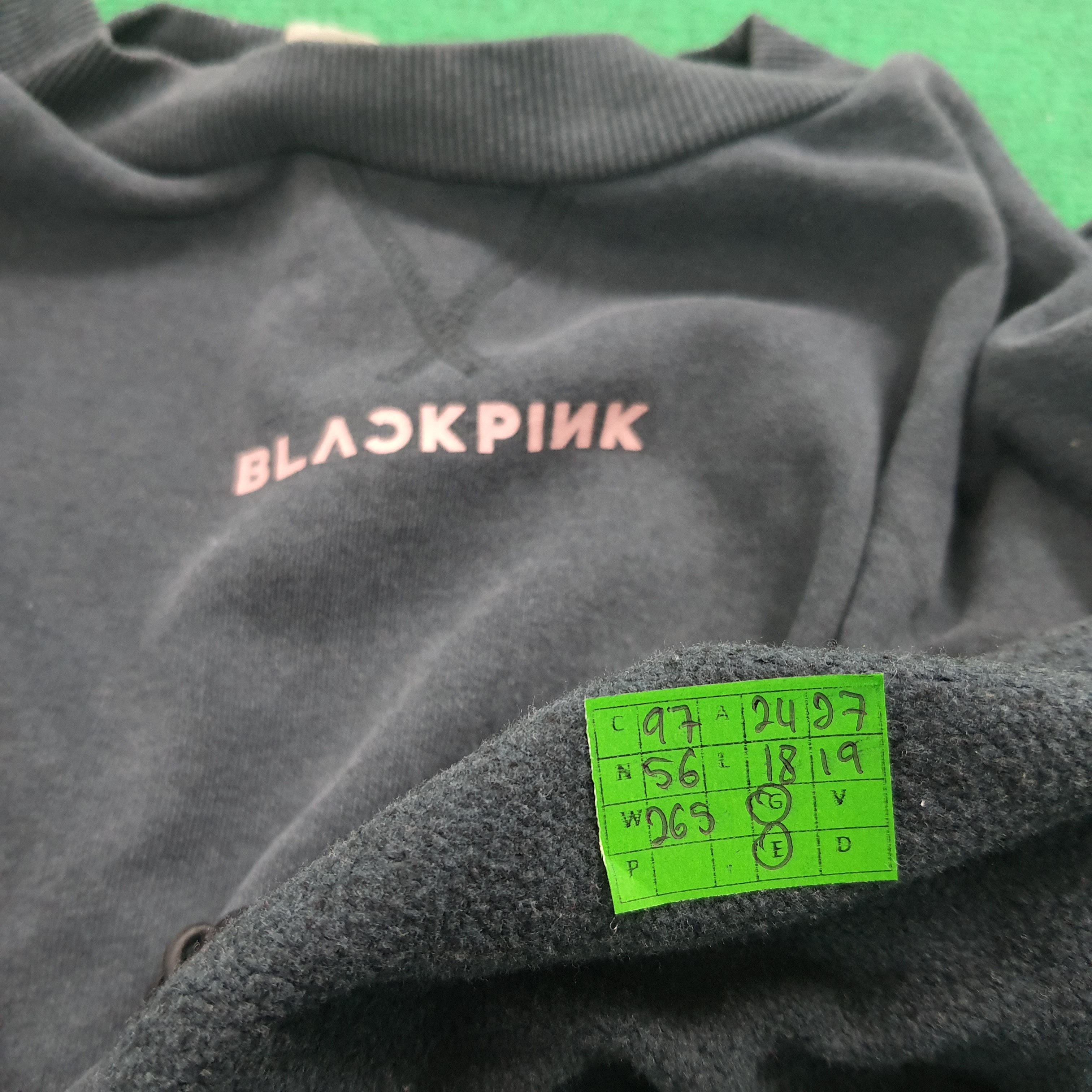 Band Tees × Japanese Brand Vintage Black Pink Kpop Girl Group Crop Top Swetashirt Size L / US 10 / IT 46 - 6 Thumbnail