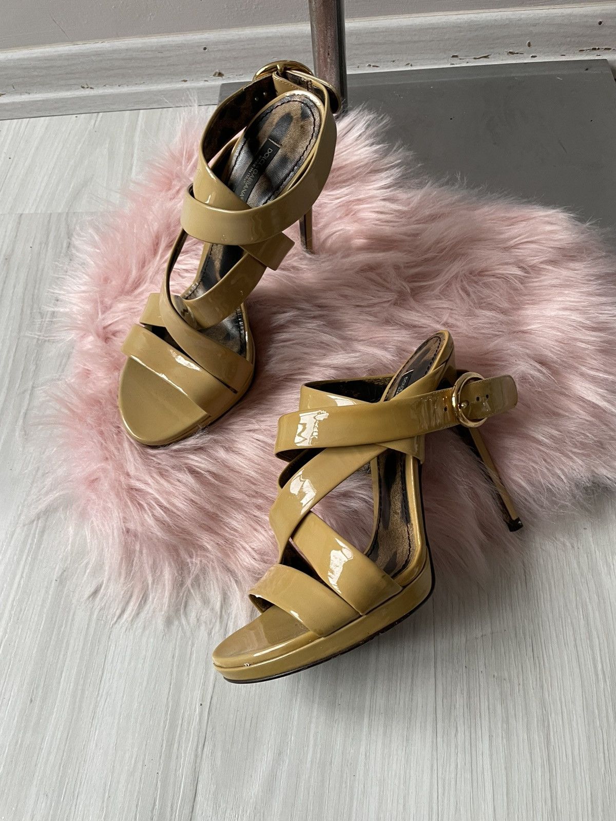 Dolce & Gabbana Dolce Gabbana heels Size US 7 / IT 37 - 6 Thumbnail