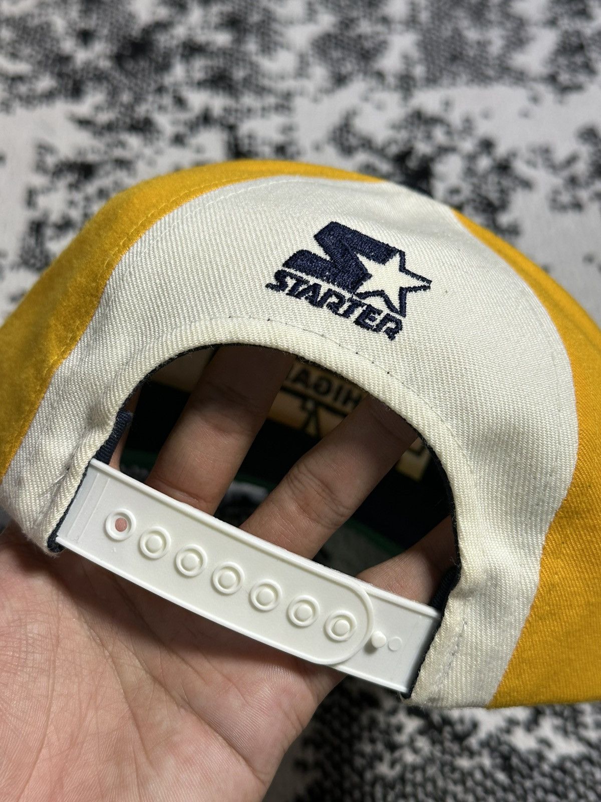 Starter Vintage Michigan Wolverines Starter Tripower Hat Size ONE SIZE - 4 Thumbnail