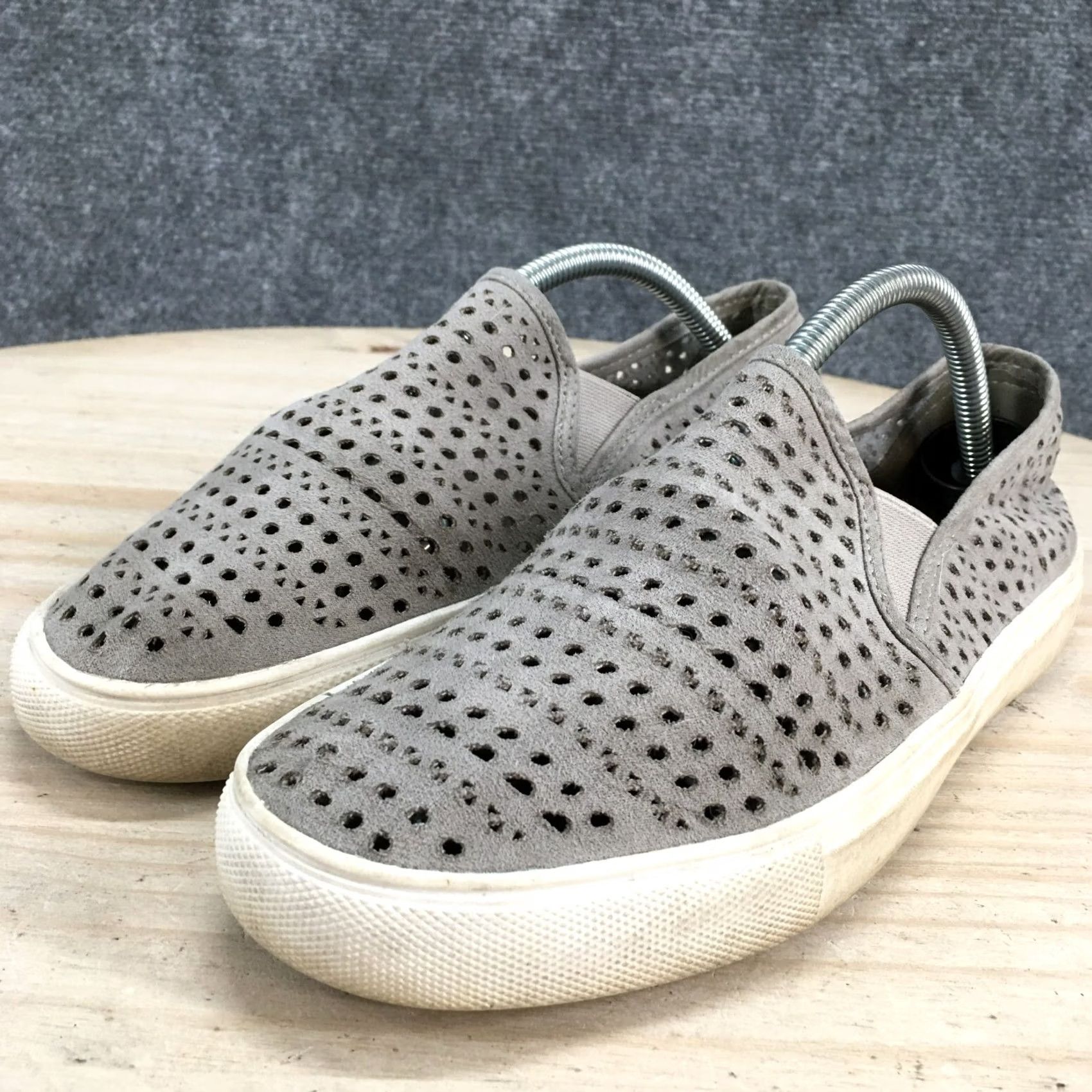 Steve Madden Steve Madden Odonna Slip On Sneakers Womens 7 Gray Fabric Casual Shoe Size US 7 / IT 37 - 3 Thumbnail