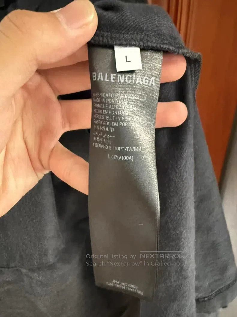 Balenciaga Balenciaga Scissors distressed design short-sleeve, size L Size US L / EU 52-54 / 3 - 4 Thumbnail