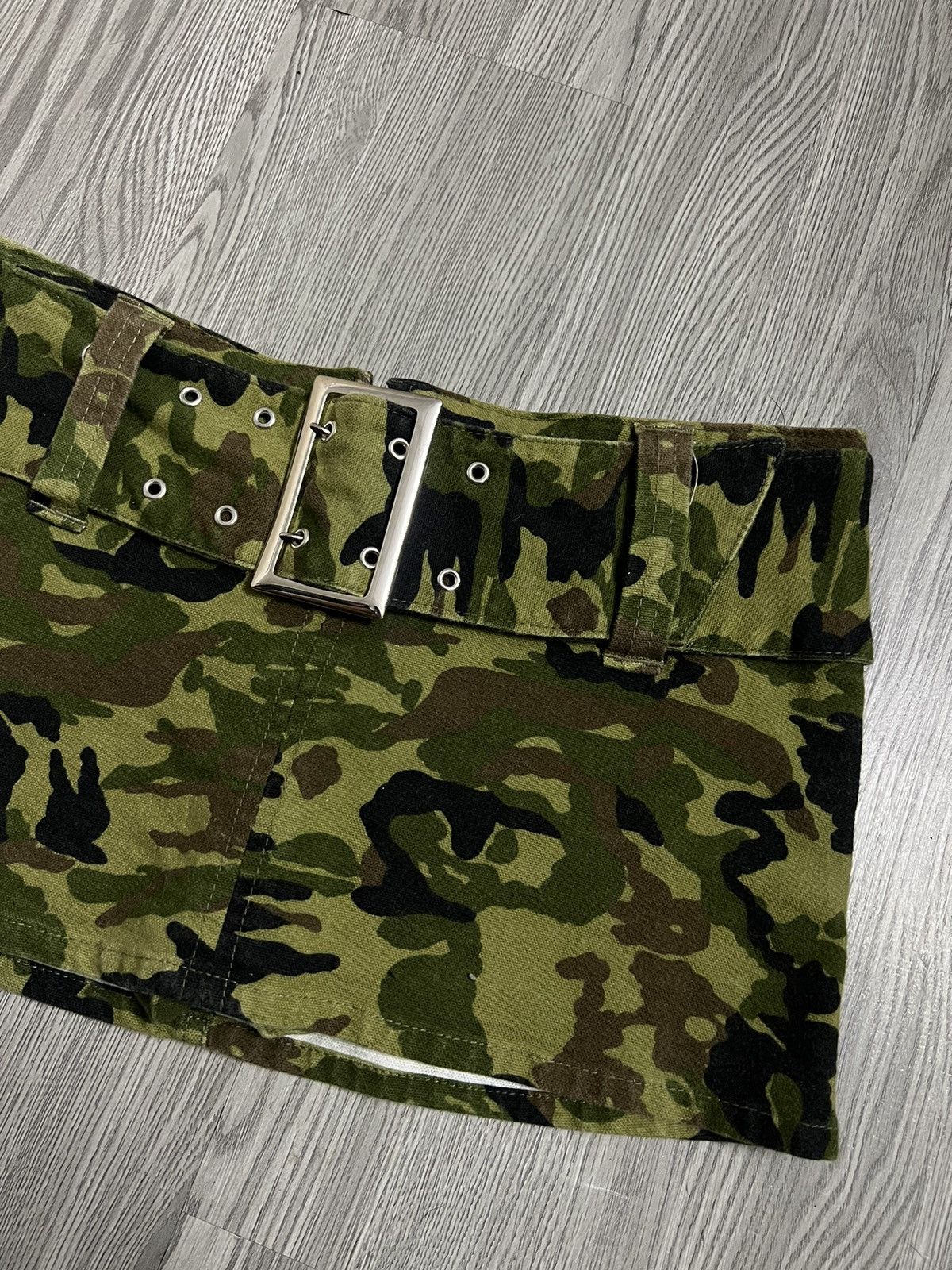 Japanese Brand Japanese Camo belted mini skirt🪖 Size 25" / US 0 / IT 36 - 11 Thumbnail