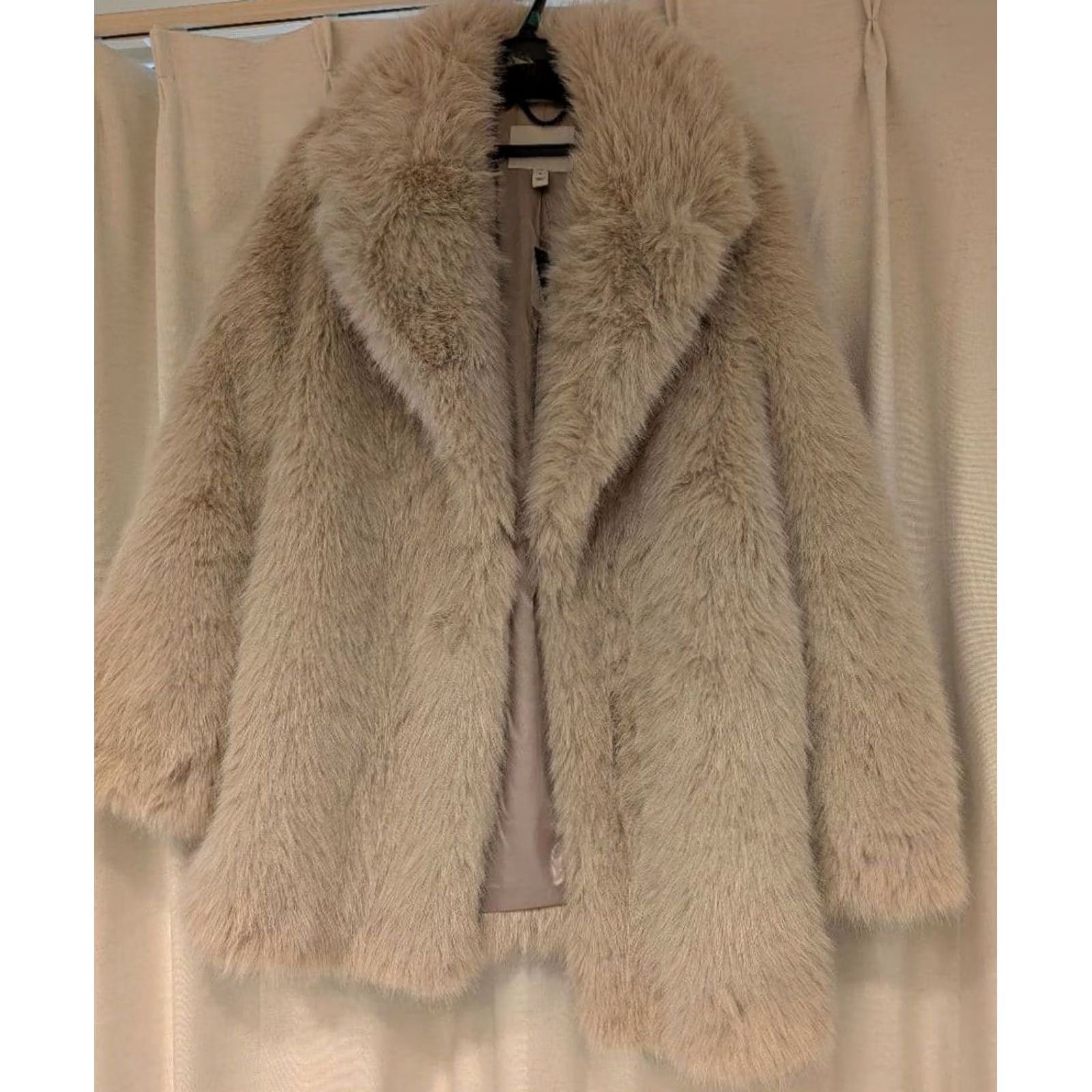 Banana Republic VINTAGE BANANA REPUBLIC Jacket Fur Beige Women's Clothing Size S Jacket Regular Long Sleeve Winter Size S / US 4 / IT 40 - 5 Thumbnail