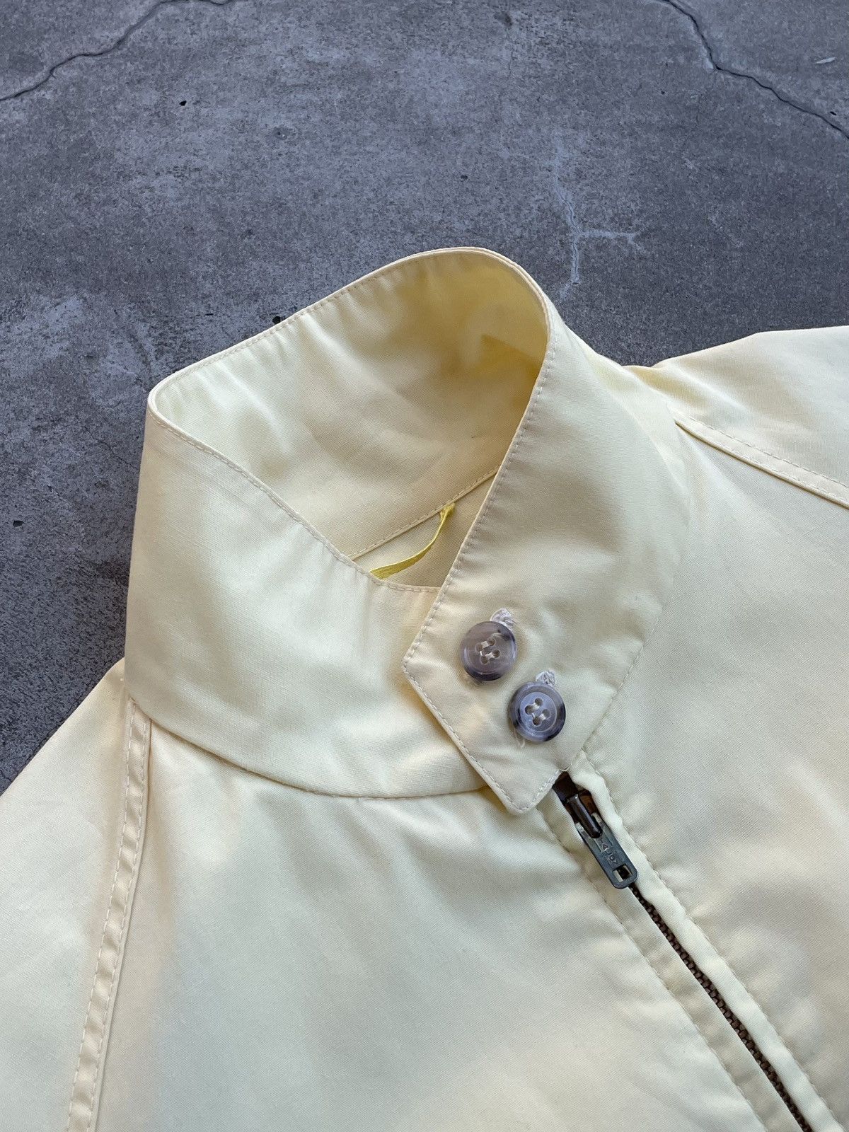 London Fog 1960s London Fog on Talon Zipper: Vintage Pastel Yellow Jack Size US M / EU 48-50 / 2 - 13 Thumbnail