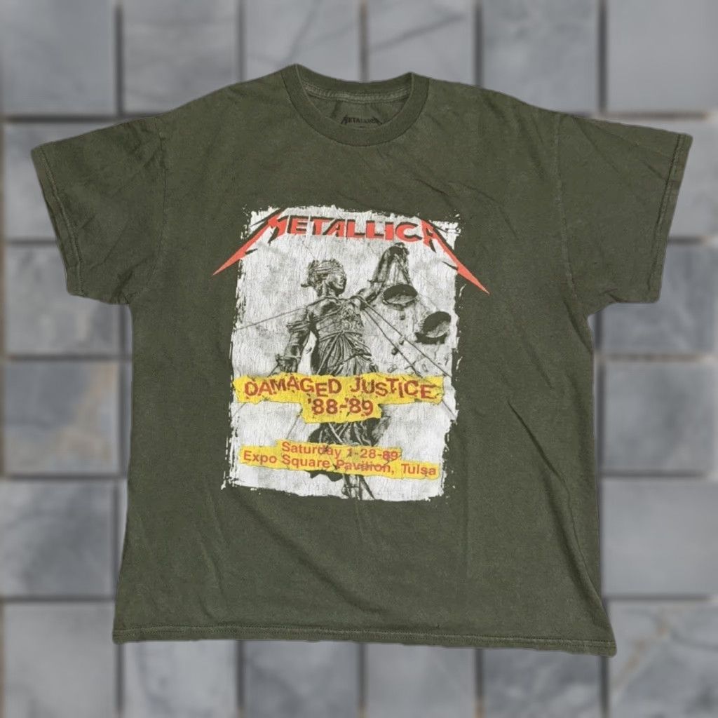 Vintage Metallica Damaged Justice 88-89 Tour Graphic T-Shirt Green Medium Band Tee Mens Shirt 90s Rock Graphic Print Vintage Size US M / EU 48-50 / 2 - 1 Thumbnail