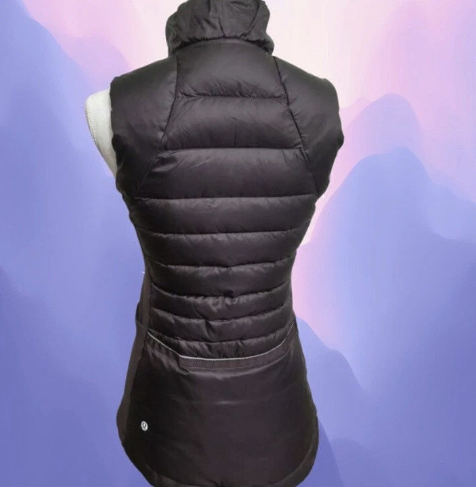 Lululemon Lululemon Down For A Run Puffer Vest II Black Cherry Sz.4 Size S / US 4 / IT 40 - 3 Thumbnail