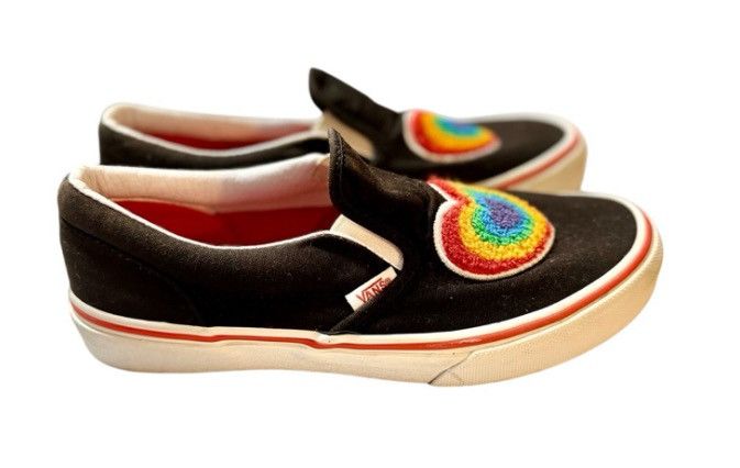 Vans Vans Classic Slip-Ons – Rainbow Heart Embroidery Size 4.5 Size US 4.5 / IT 34.5 - 2 Thumbnail